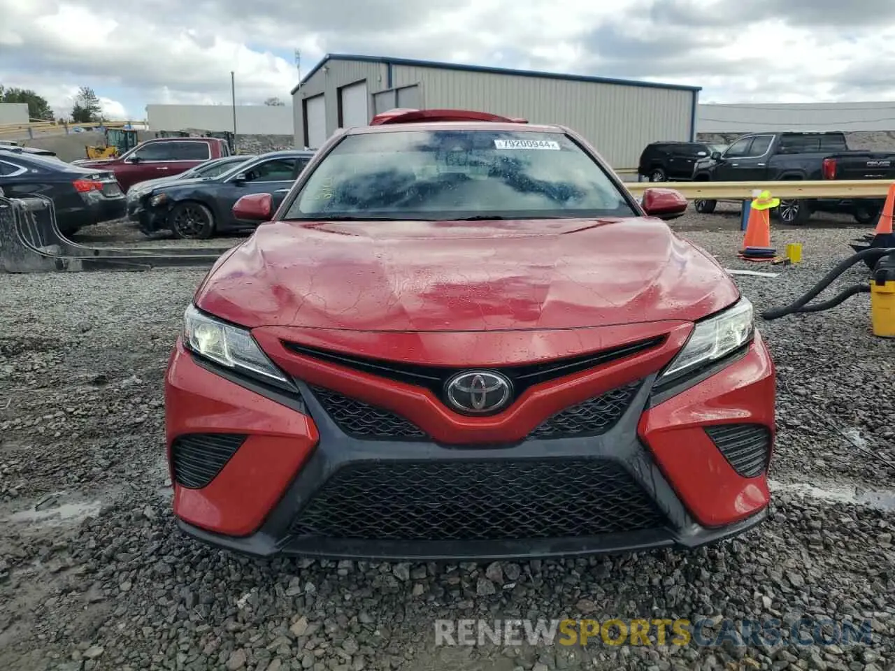 5 Photograph of a damaged car 4T1B11HK5KU264632 TOYOTA CAMRY 2019