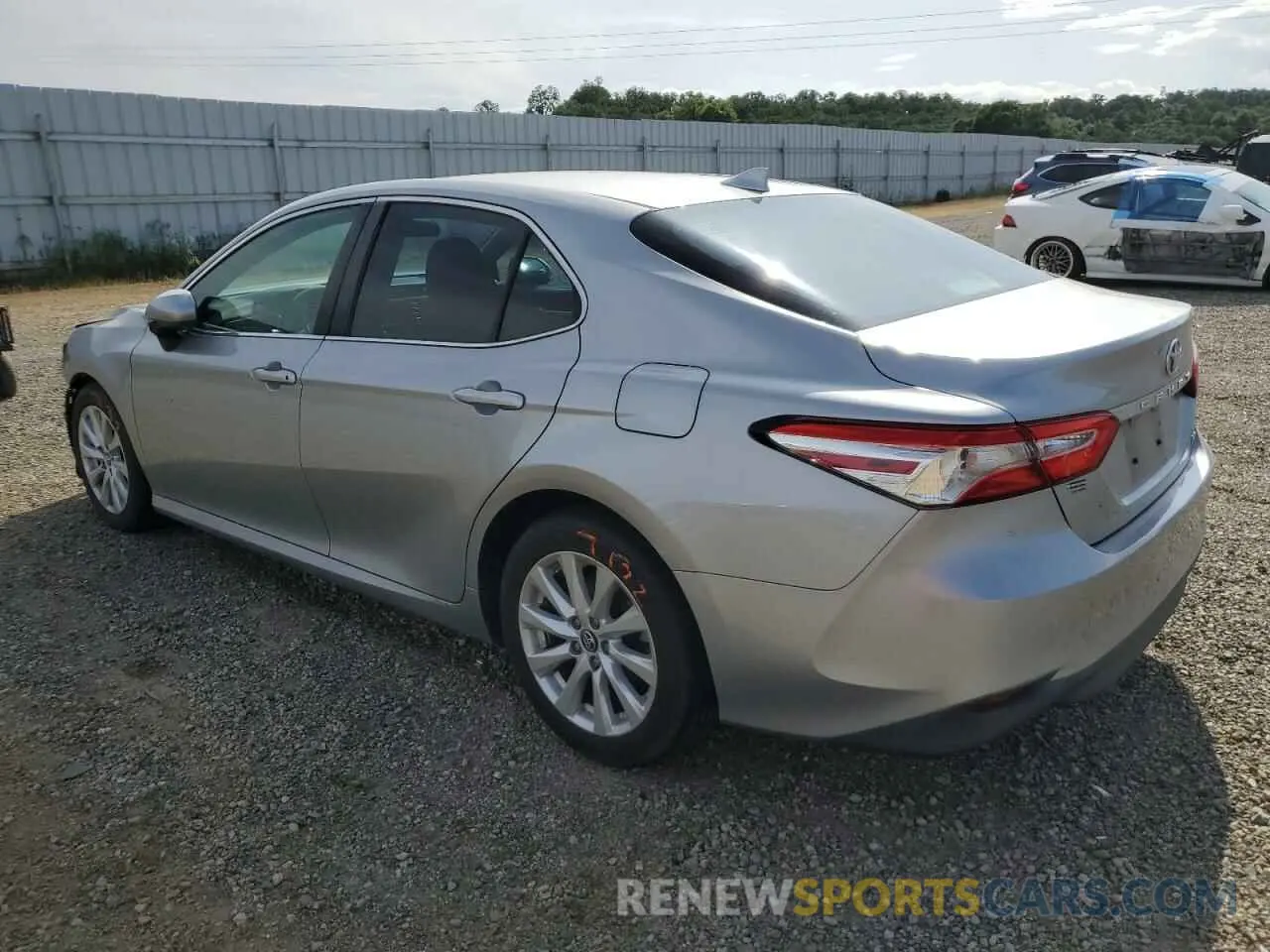 2 Фотография поврежденного автомобиля 4T1B11HK5KU267014 TOYOTA CAMRY 2019