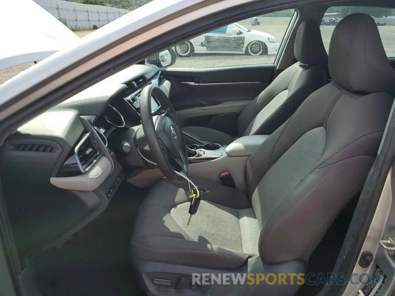 7 Фотография поврежденного автомобиля 4T1B11HK5KU267014 TOYOTA CAMRY 2019