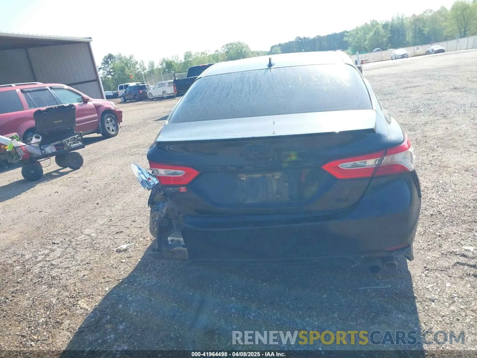 17 Фотография поврежденного автомобиля 4T1B11HK5KU286095 TOYOTA CAMRY 2019
