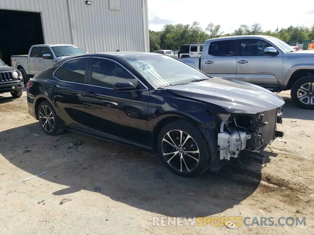 4 Photograph of a damaged car 4T1B11HK5KU293452 TOYOTA CAMRY 2019