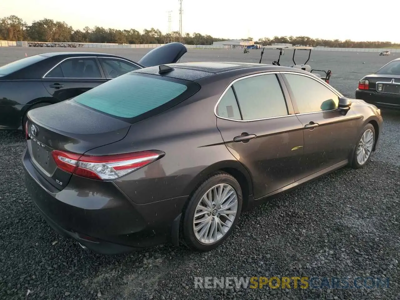 3 Photograph of a damaged car 4T1B11HK5KU296299 TOYOTA CAMRY 2019