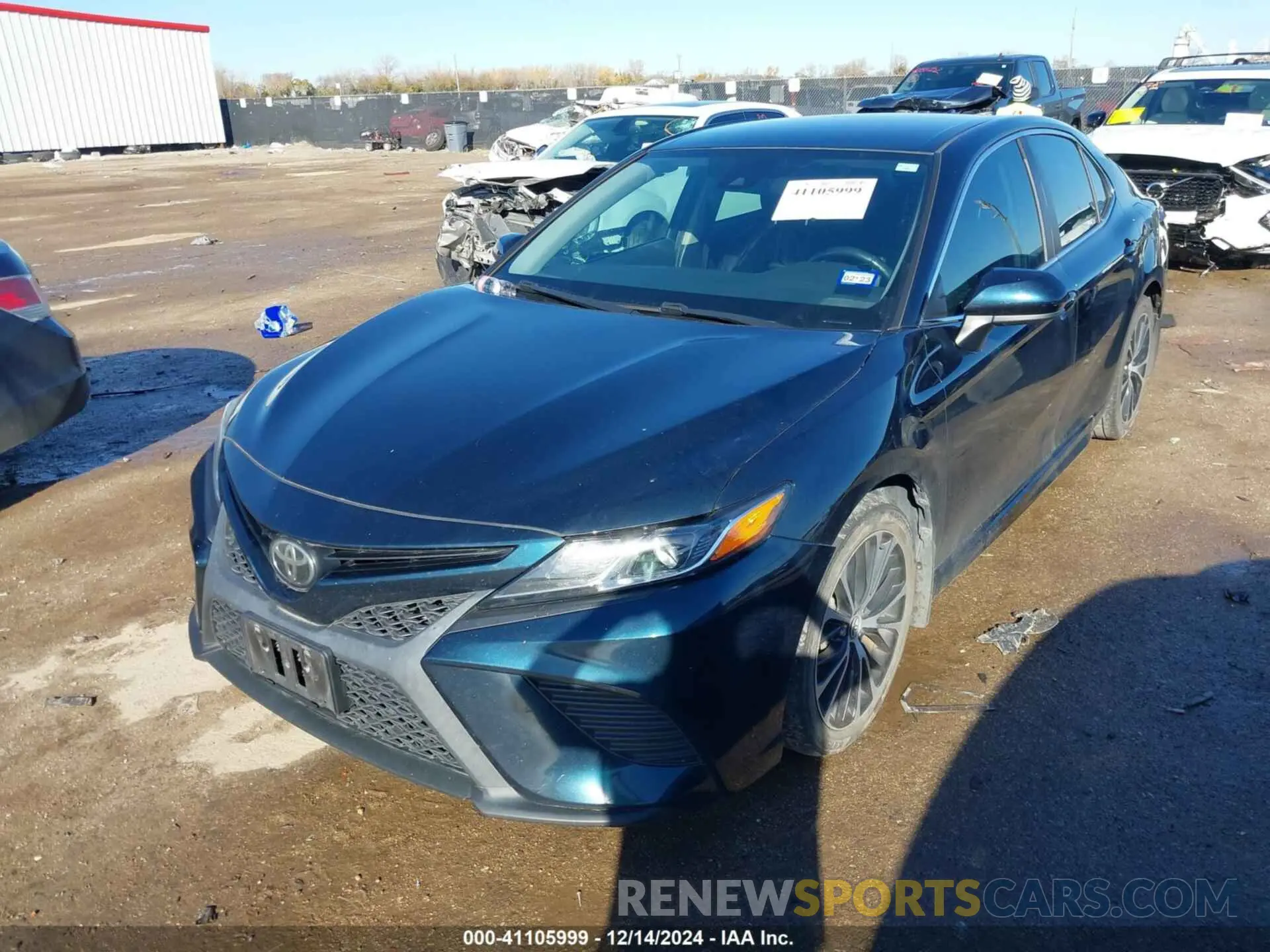 2 Фотография поврежденного автомобиля 4T1B11HK5KU683693 TOYOTA CAMRY 2019