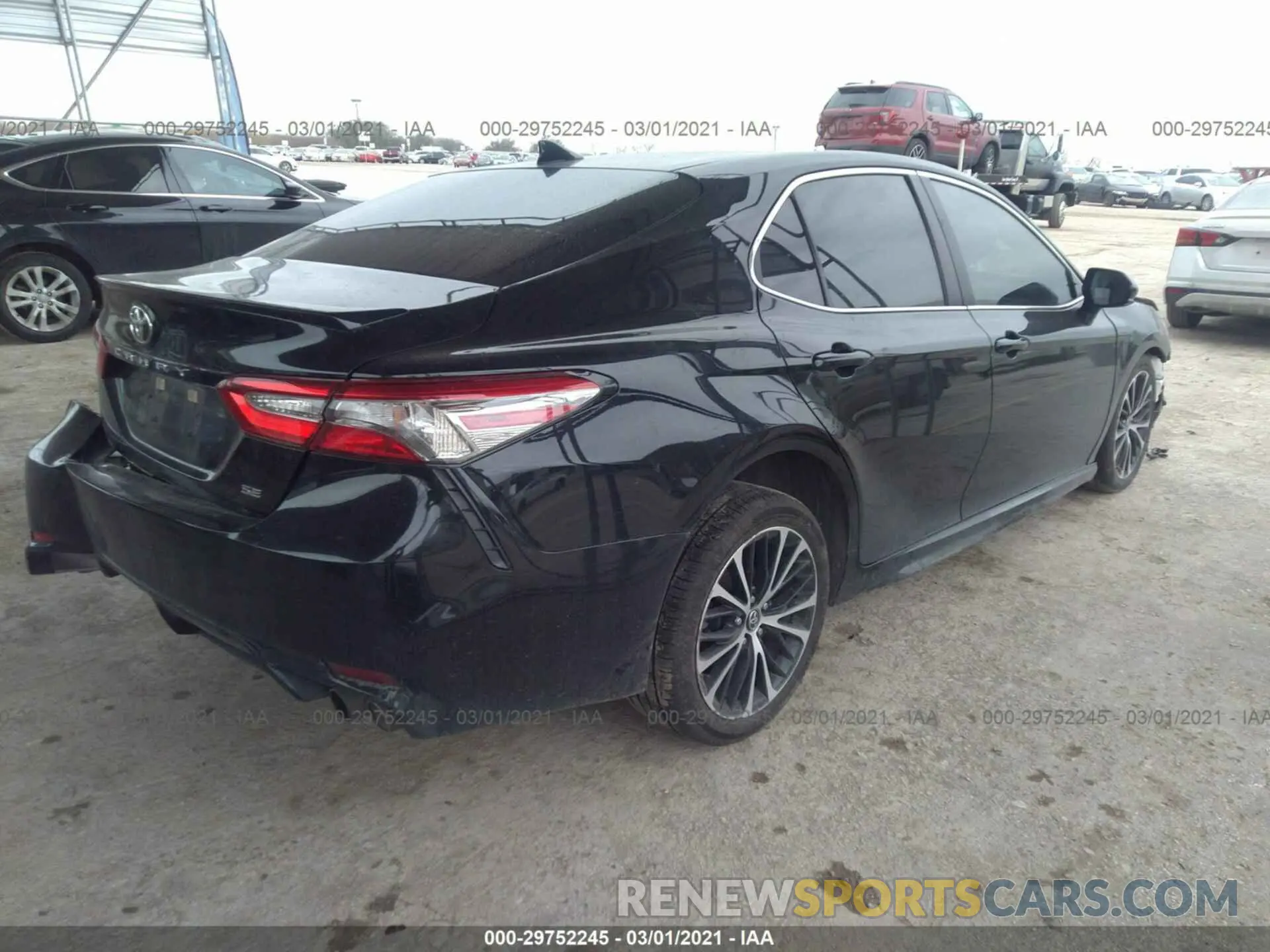 4 Photograph of a damaged car 4T1B11HK5KU690580 TOYOTA CAMRY 2019
