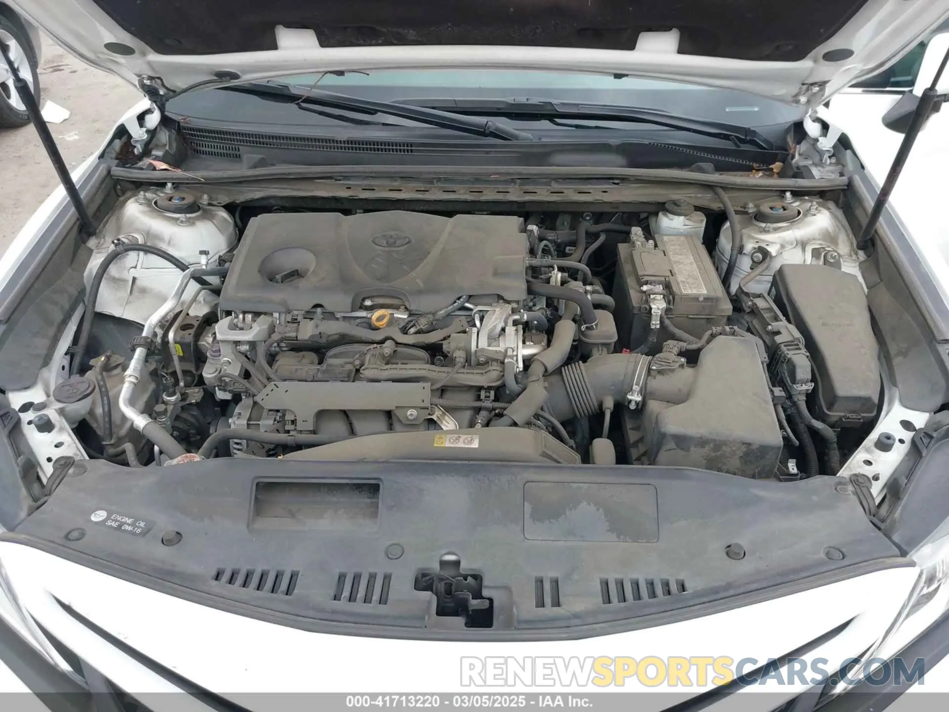 10 Photograph of a damaged car 4T1B11HK5KU703148 TOYOTA CAMRY 2019