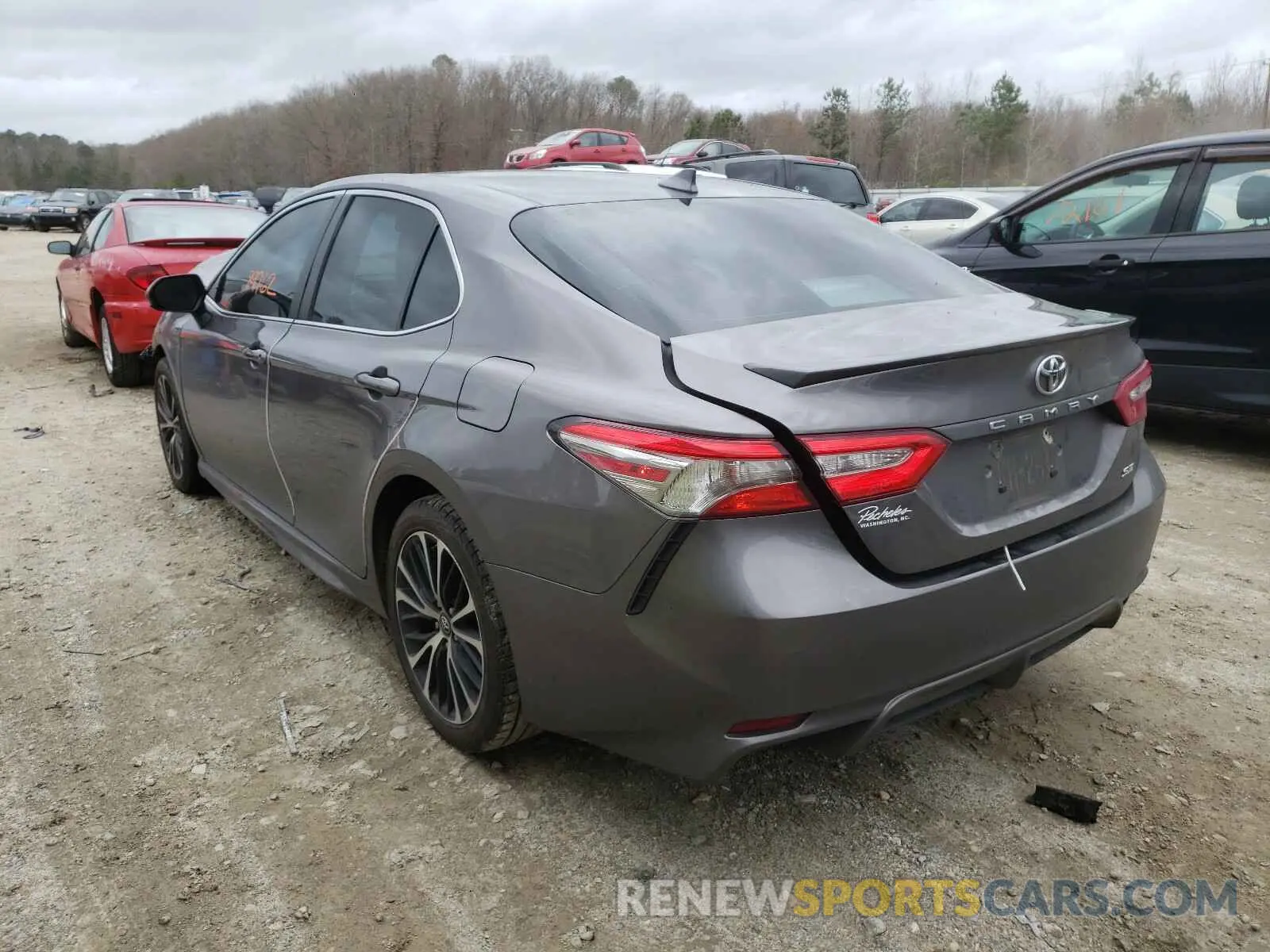 3 Photograph of a damaged car 4T1B11HK5KU706860 TOYOTA CAMRY 2019