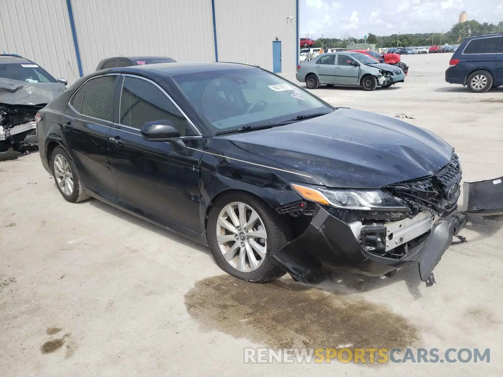 1 Photograph of a damaged car 4T1B11HK5KU709595 TOYOTA CAMRY 2019