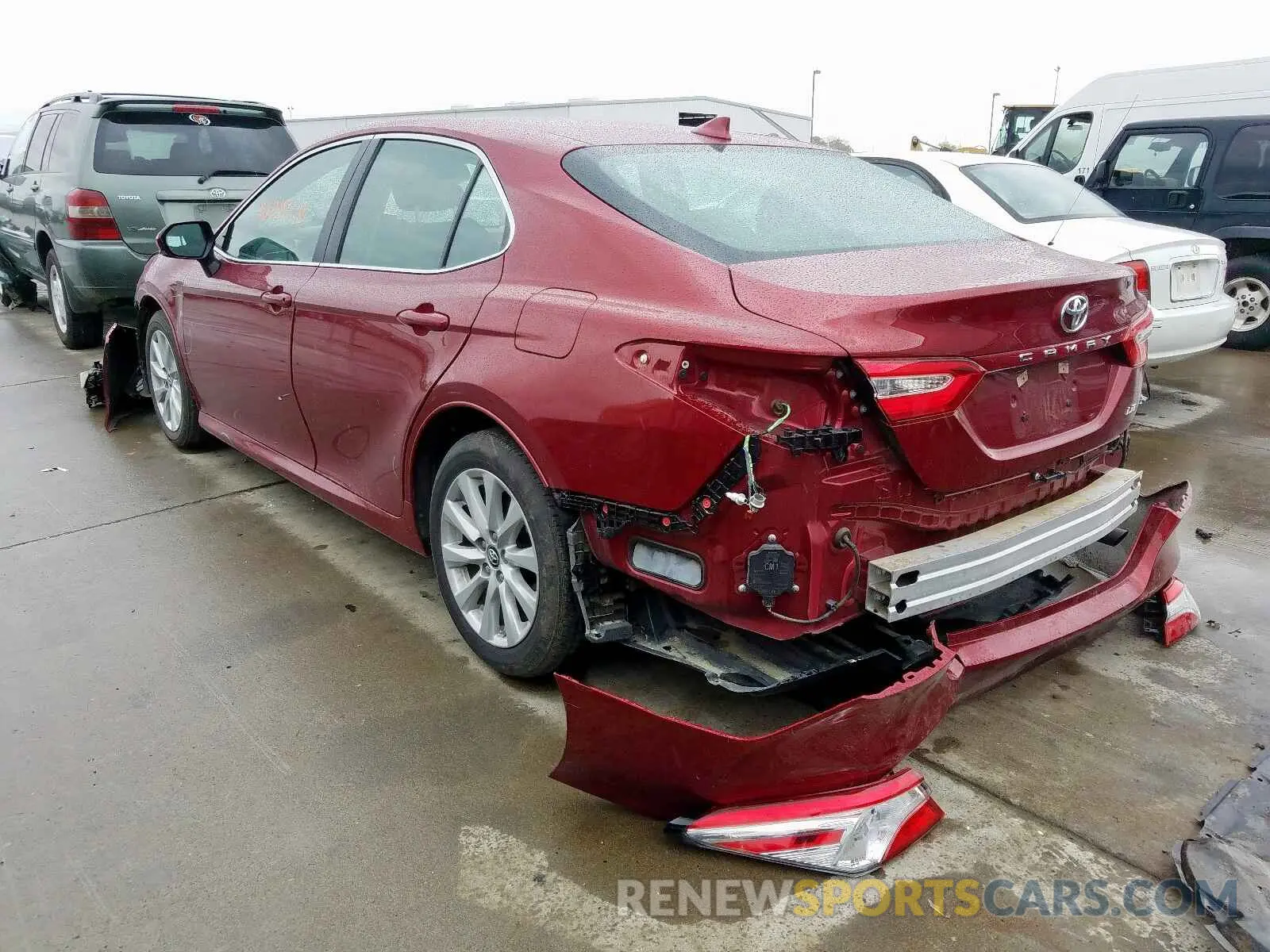 3 Photograph of a damaged car 4T1B11HK5KU713453 TOYOTA CAMRY 2019