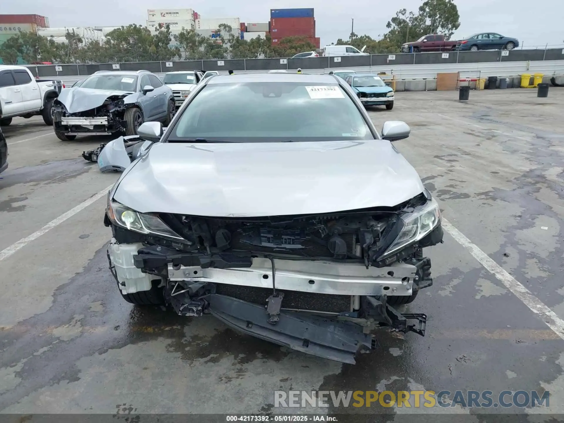 12 Фотография поврежденного автомобиля 4T1B11HK5KU714943 TOYOTA CAMRY 2019