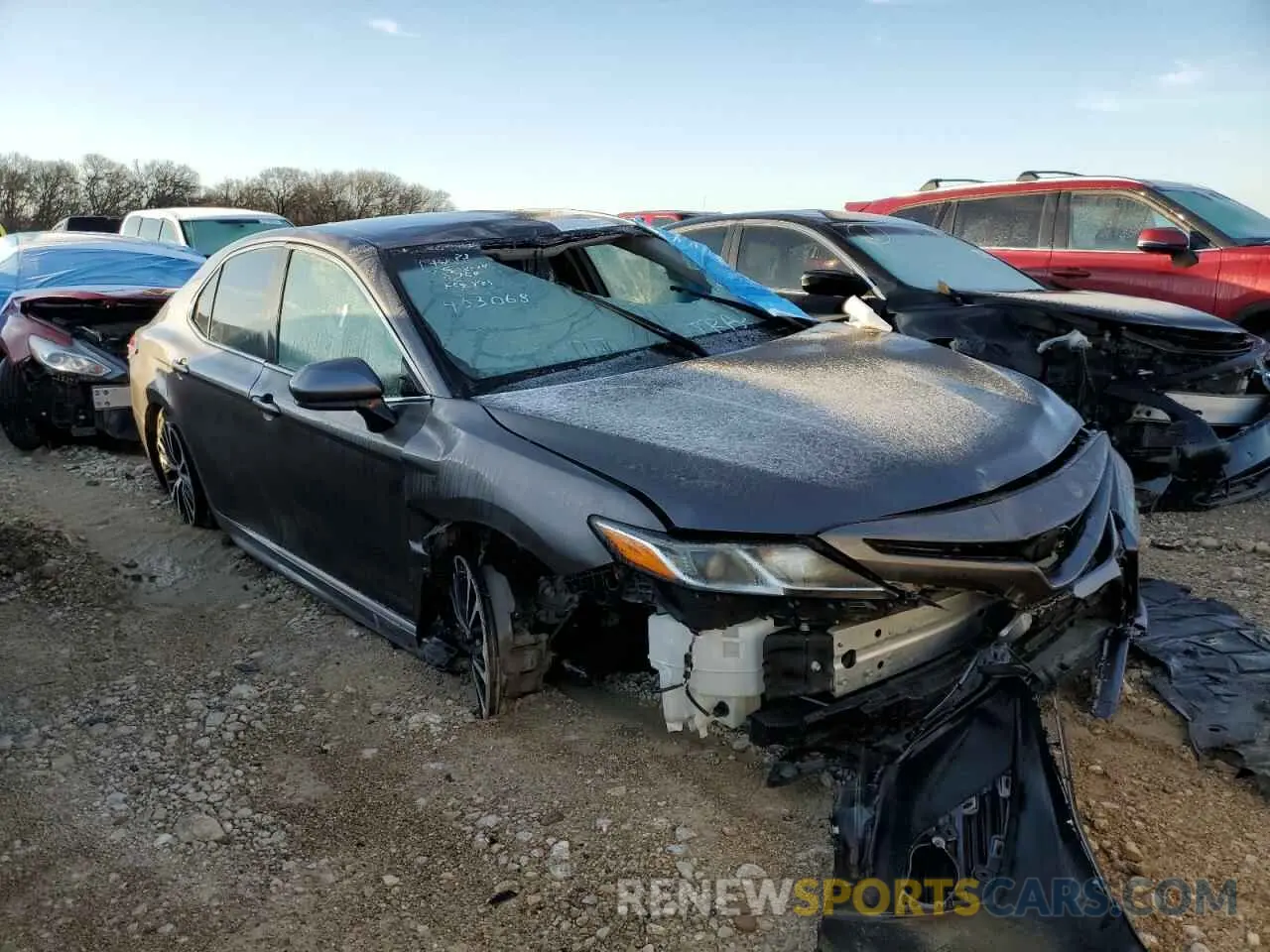 4 Фотография поврежденного автомобиля 4T1B11HK5KU726123 TOYOTA CAMRY 2019