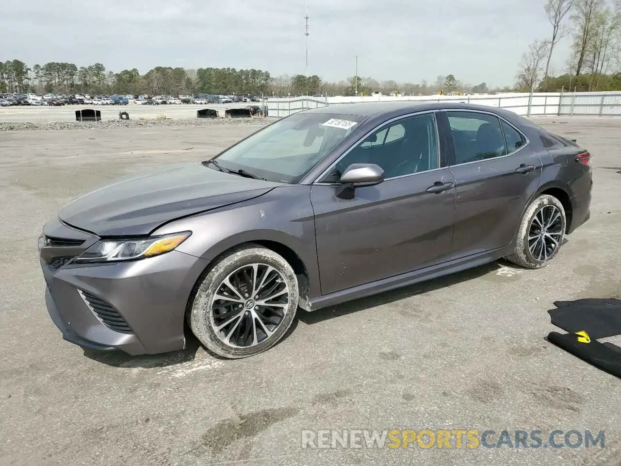 1 Photograph of a damaged car 4T1B11HK5KU729510 TOYOTA CAMRY 2019