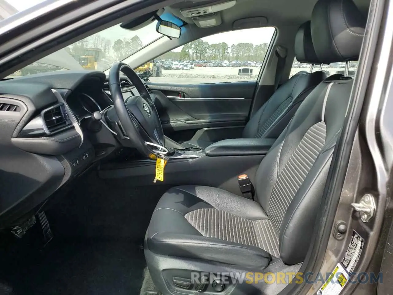 7 Photograph of a damaged car 4T1B11HK5KU729510 TOYOTA CAMRY 2019