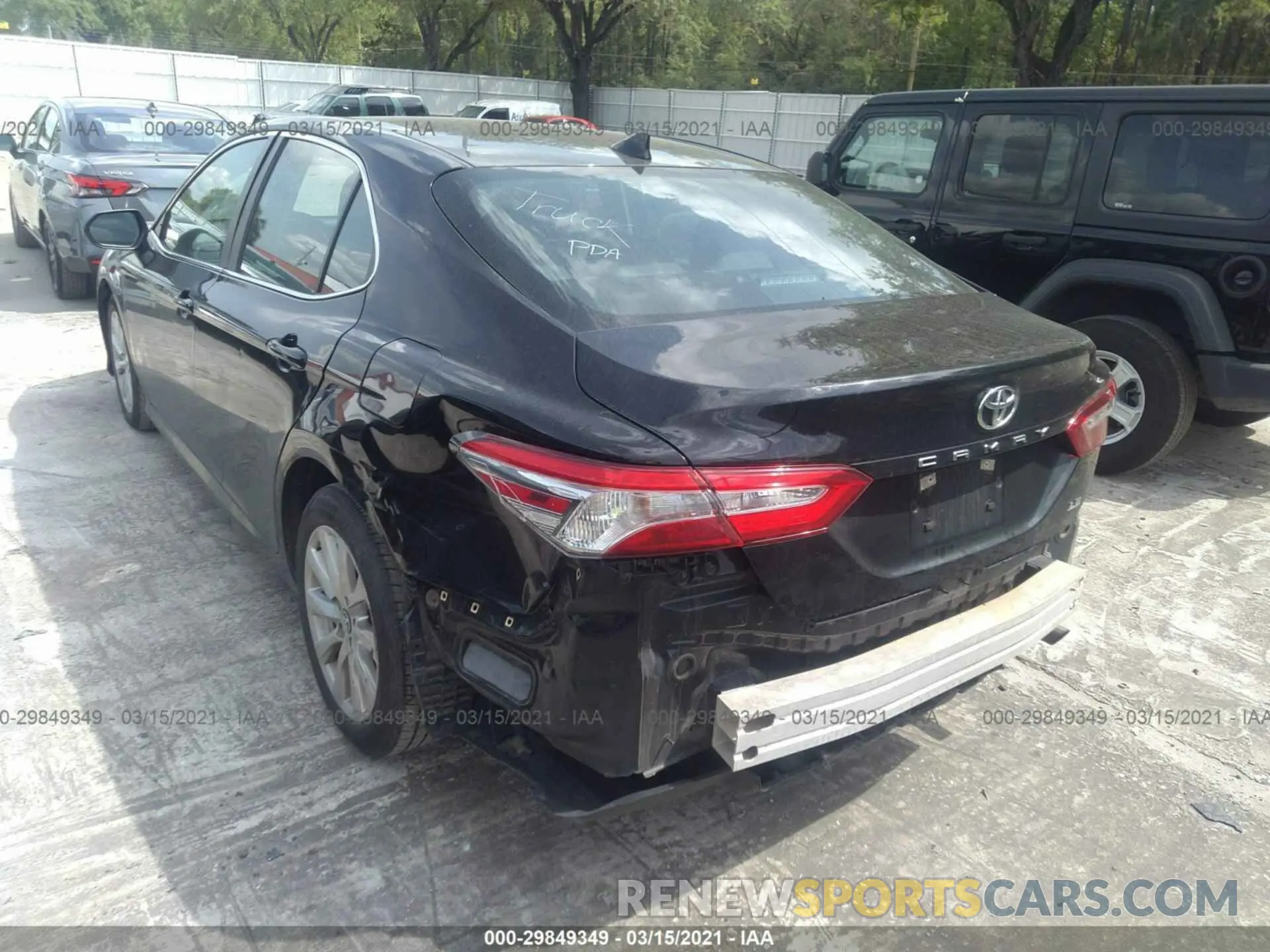 6 Photograph of a damaged car 4T1B11HK5KU729975 TOYOTA CAMRY 2019