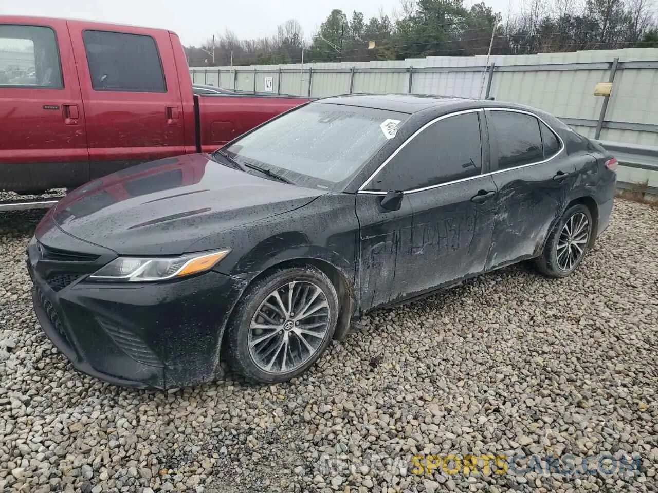 1 Фотография поврежденного автомобиля 4T1B11HK5KU730026 TOYOTA CAMRY 2019