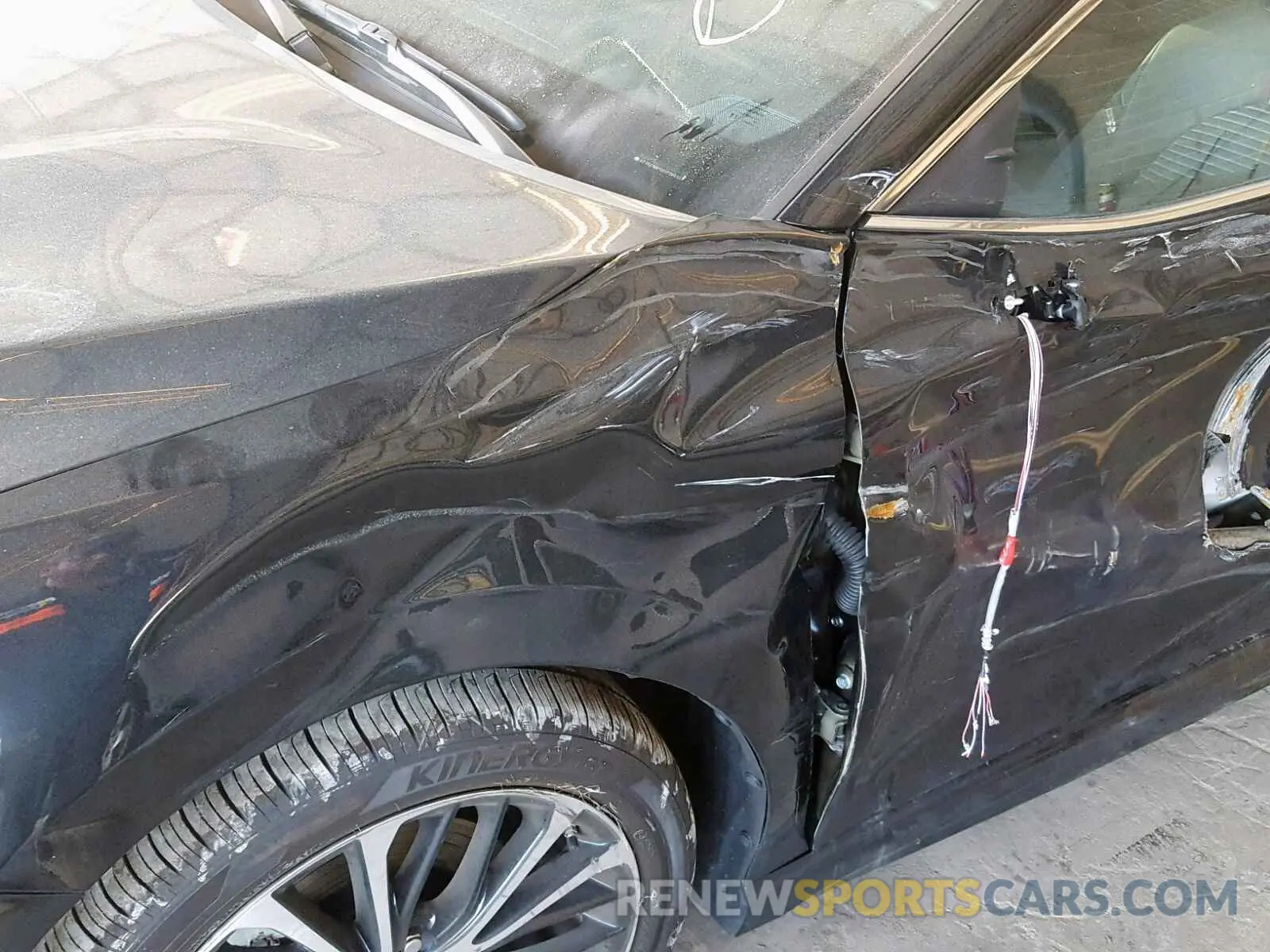 9 Фотография поврежденного автомобиля 4T1B11HK5KU738921 TOYOTA CAMRY 2019