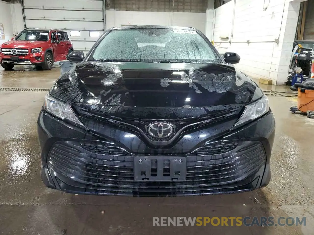 5 Фотография поврежденного автомобиля 4T1B11HK5KU740748 TOYOTA CAMRY 2019