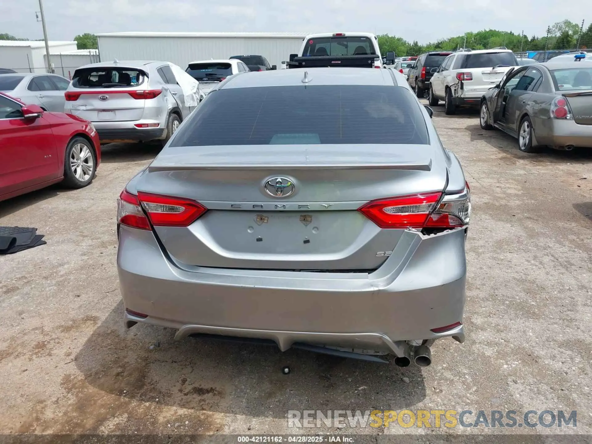 16 Фотография поврежденного автомобиля 4T1B11HK5KU744248 TOYOTA CAMRY 2019