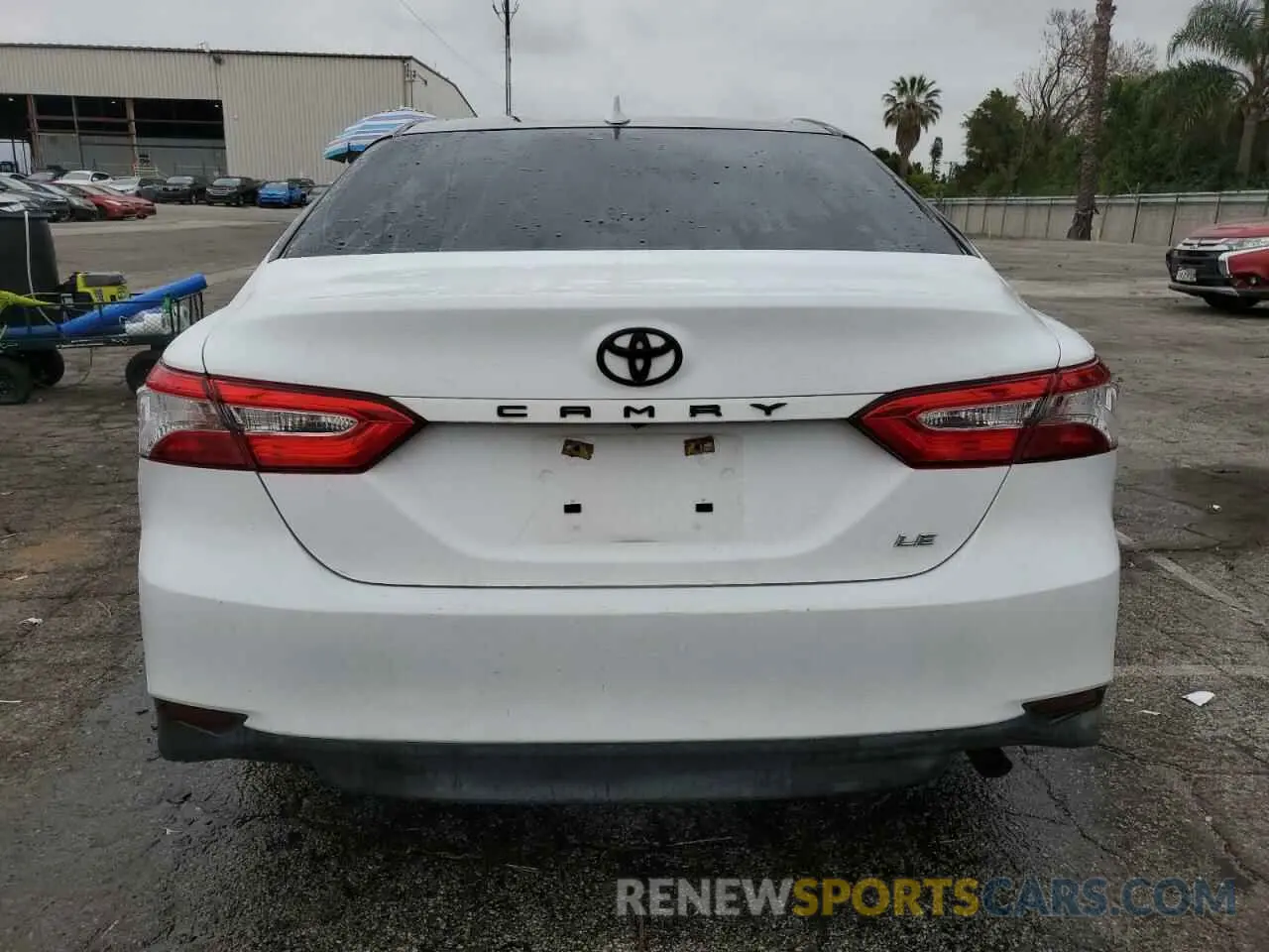 6 Photograph of a damaged car 4T1B11HK5KU757680 TOYOTA CAMRY 2019