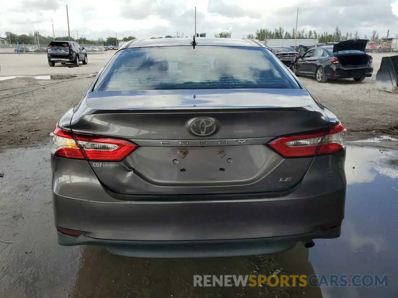 6 Photograph of a damaged car 4T1B11HK5KU767593 TOYOTA CAMRY 2019