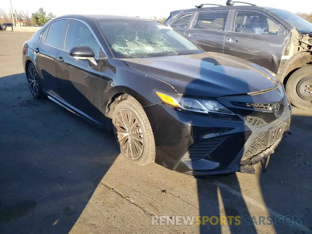 4 Photograph of a damaged car 4T1B11HK5KU769179 TOYOTA CAMRY 2019