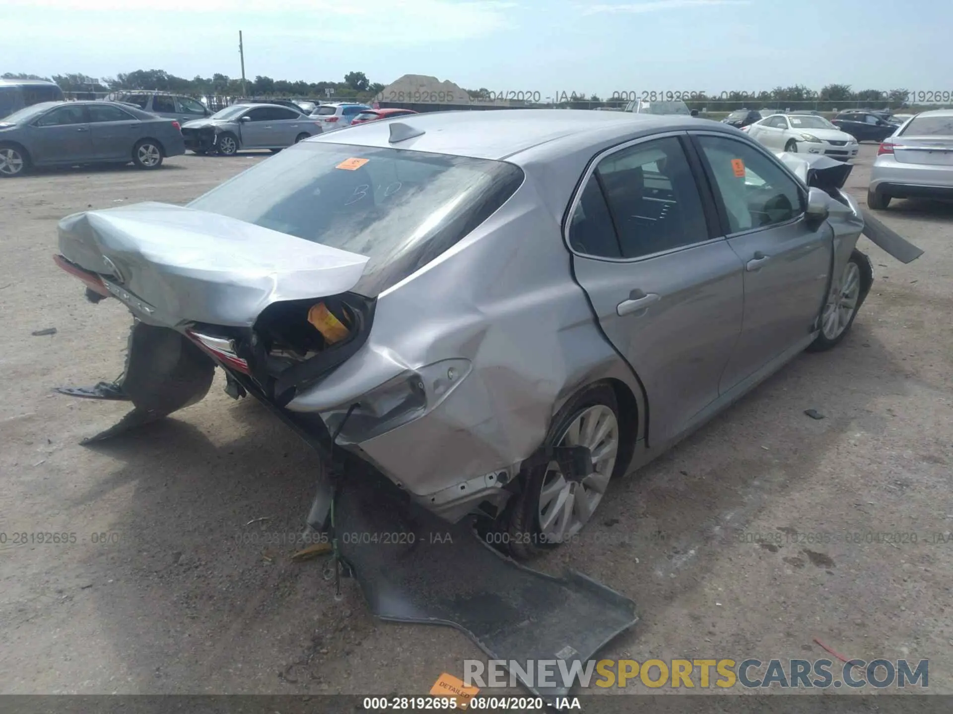 4 Photograph of a damaged car 4T1B11HK5KU770123 TOYOTA CAMRY 2019