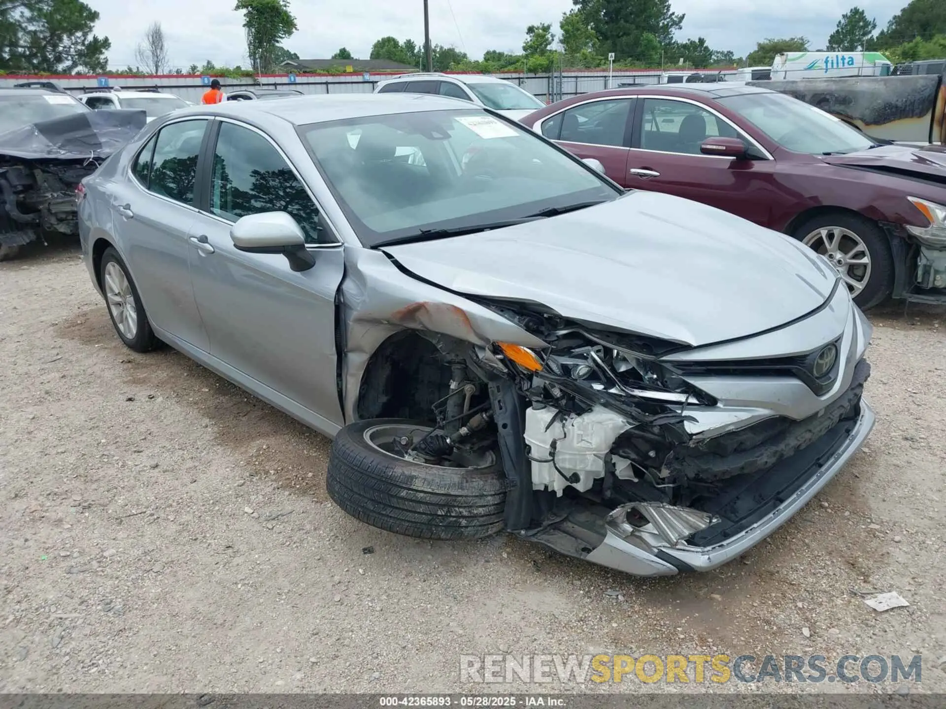 1 Photograph of a damaged car 4T1B11HK5KU777573 TOYOTA CAMRY 2019