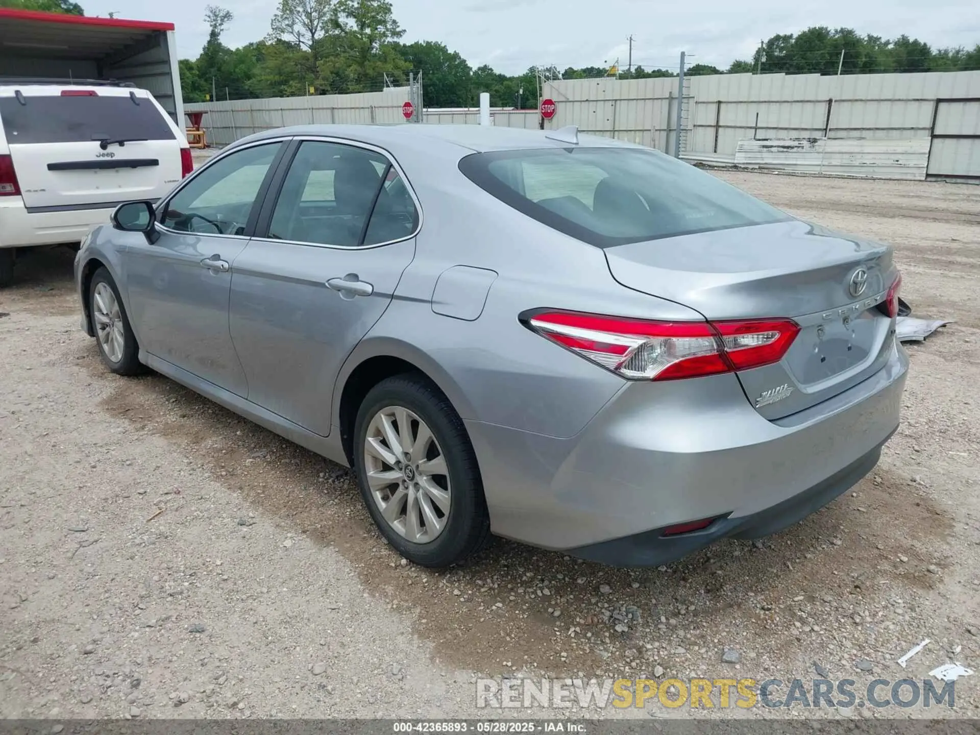 3 Photograph of a damaged car 4T1B11HK5KU777573 TOYOTA CAMRY 2019