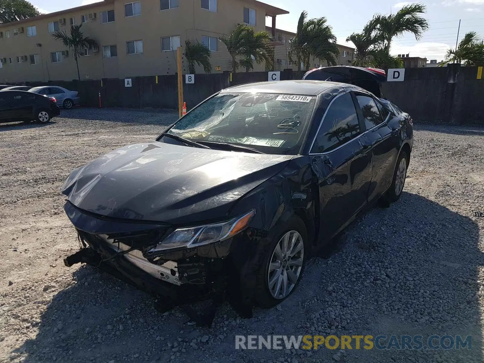 2 Photograph of a damaged car 4T1B11HK5KU780912 TOYOTA CAMRY 2019