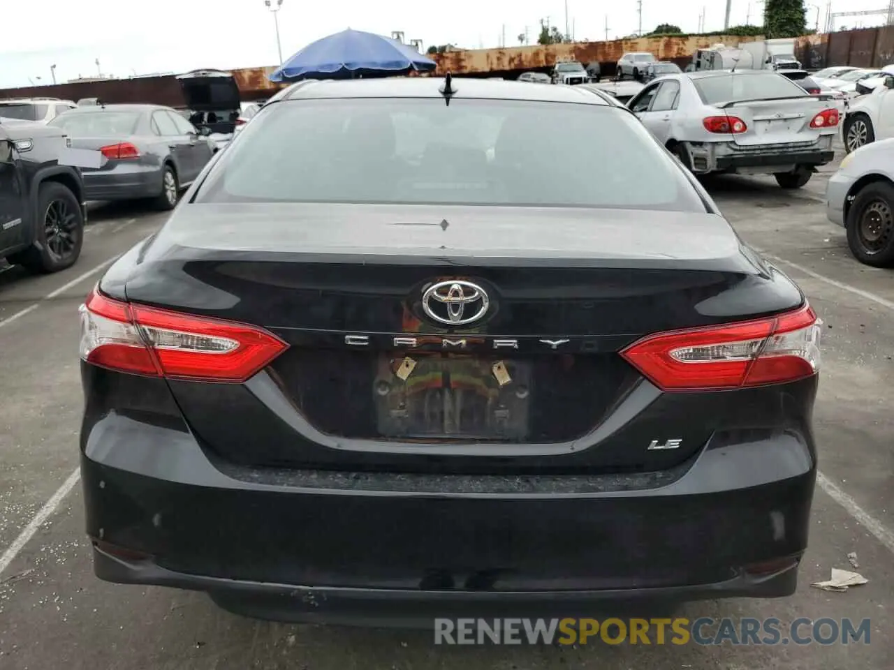 6 Фотография поврежденного автомобиля 4T1B11HK5KU782014 TOYOTA CAMRY 2019