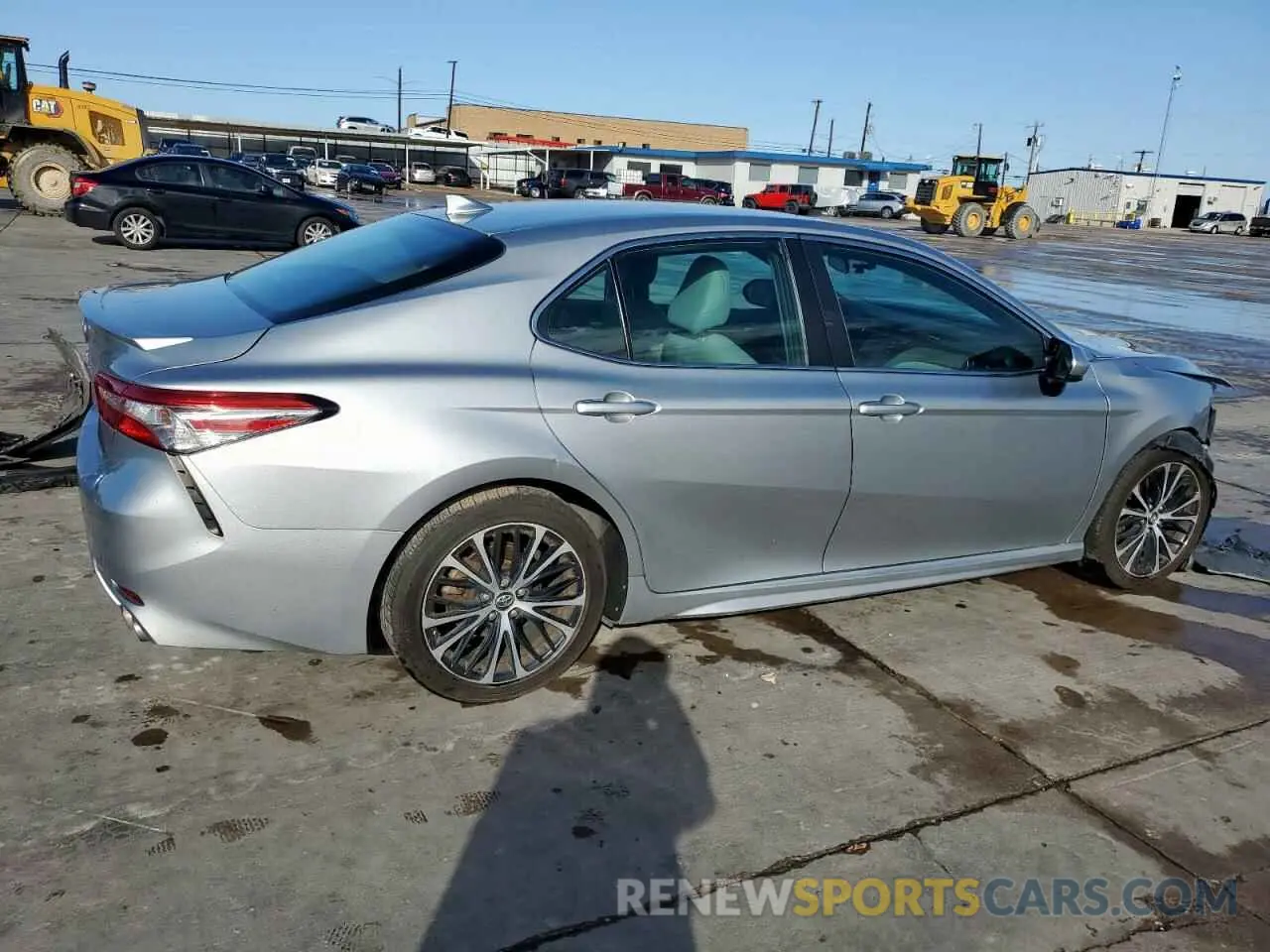 3 Photograph of a damaged car 4T1B11HK5KU784345 TOYOTA CAMRY 2019