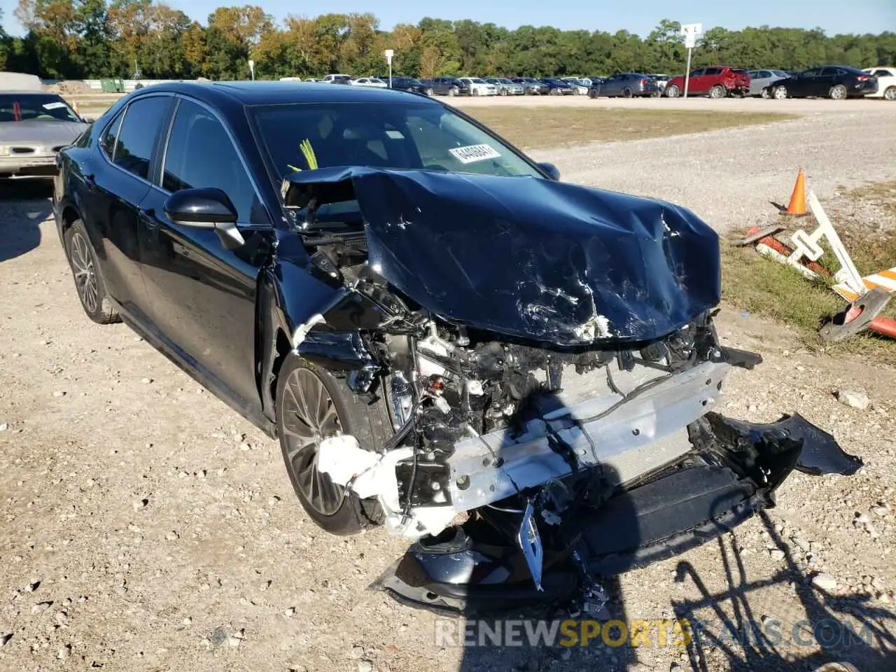 1 Фотография поврежденного автомобиля 4T1B11HK5KU791344 TOYOTA CAMRY 2019