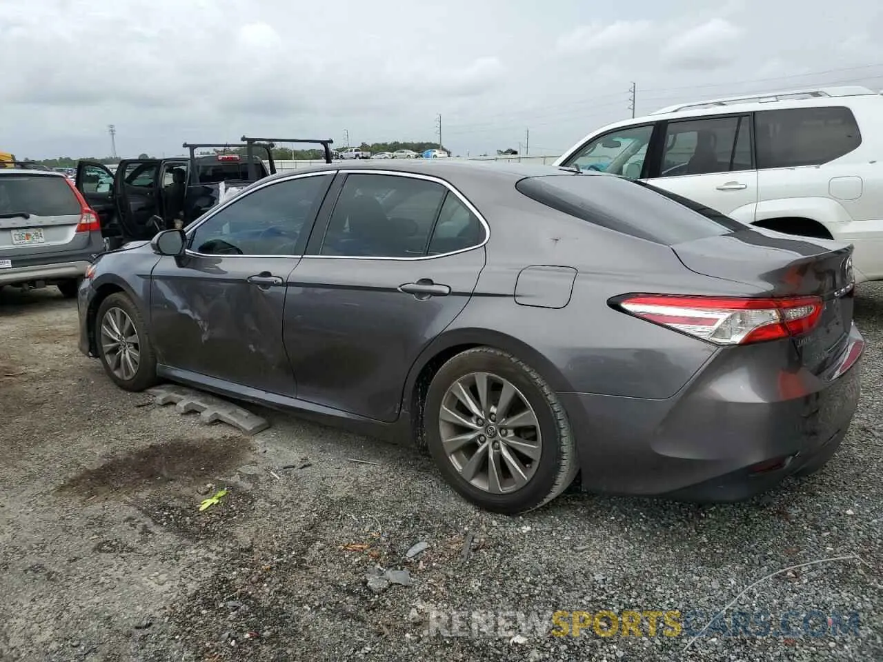 2 Photograph of a damaged car 4T1B11HK5KU808630 TOYOTA CAMRY 2019