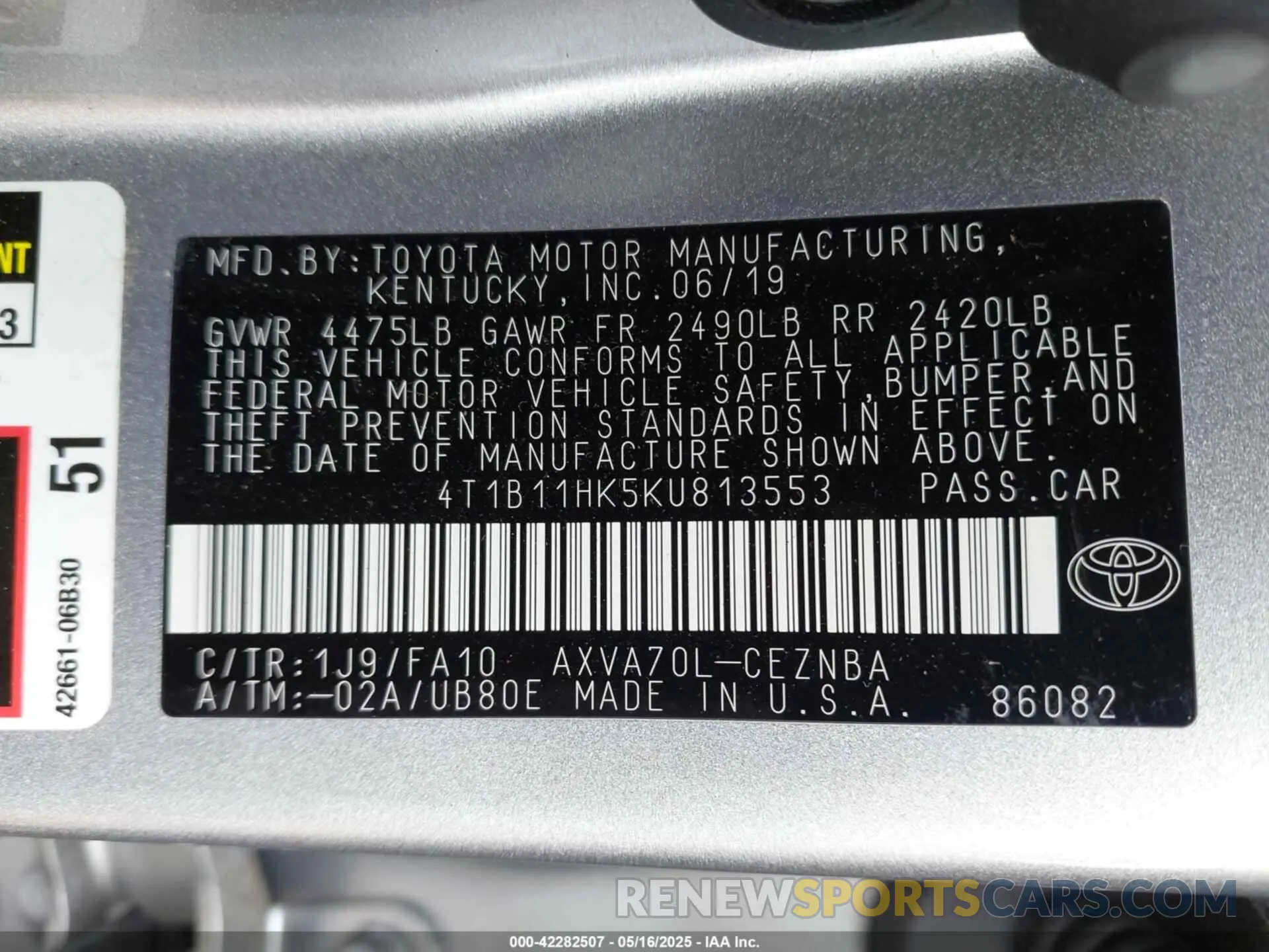 9 Photograph of a damaged car 4T1B11HK5KU813553 TOYOTA CAMRY 2019