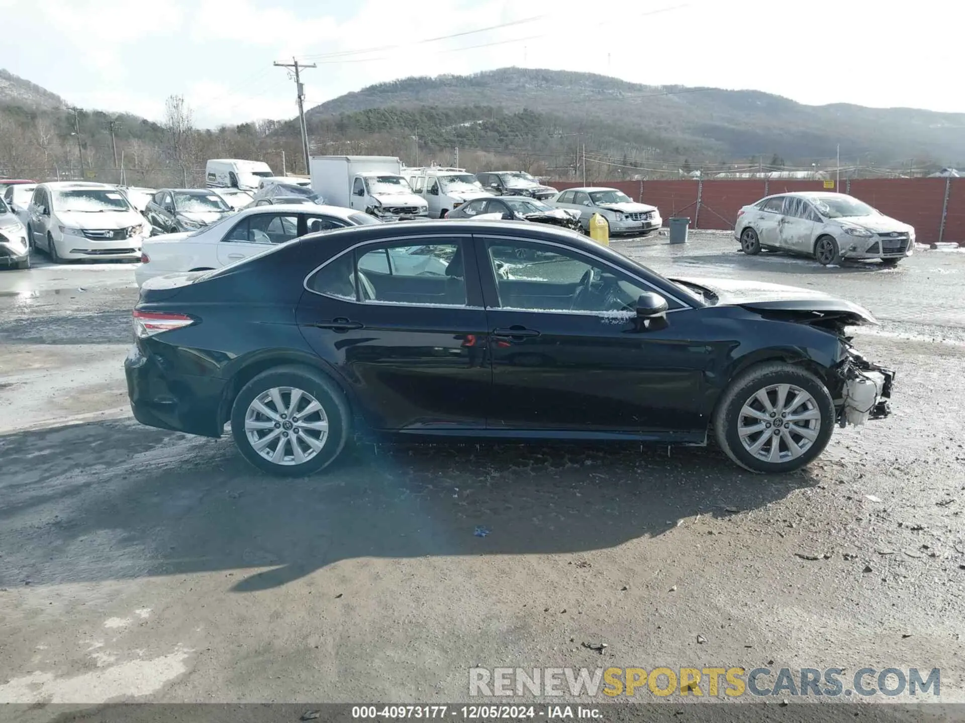 14 Фотография поврежденного автомобиля 4T1B11HK5KU814394 TOYOTA CAMRY 2019
