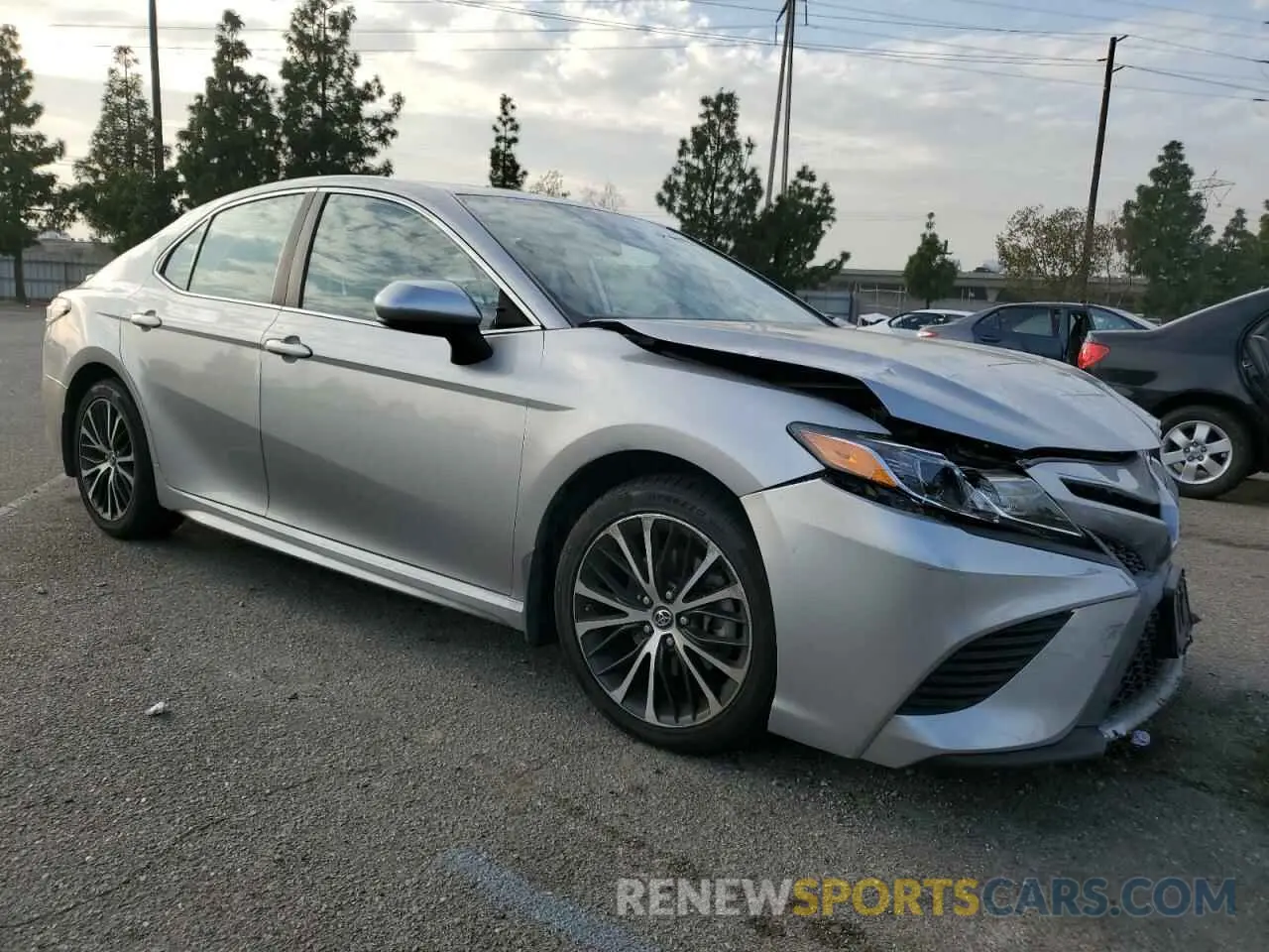 4 Photograph of a damaged car 4T1B11HK5KU823659 TOYOTA CAMRY 2019
