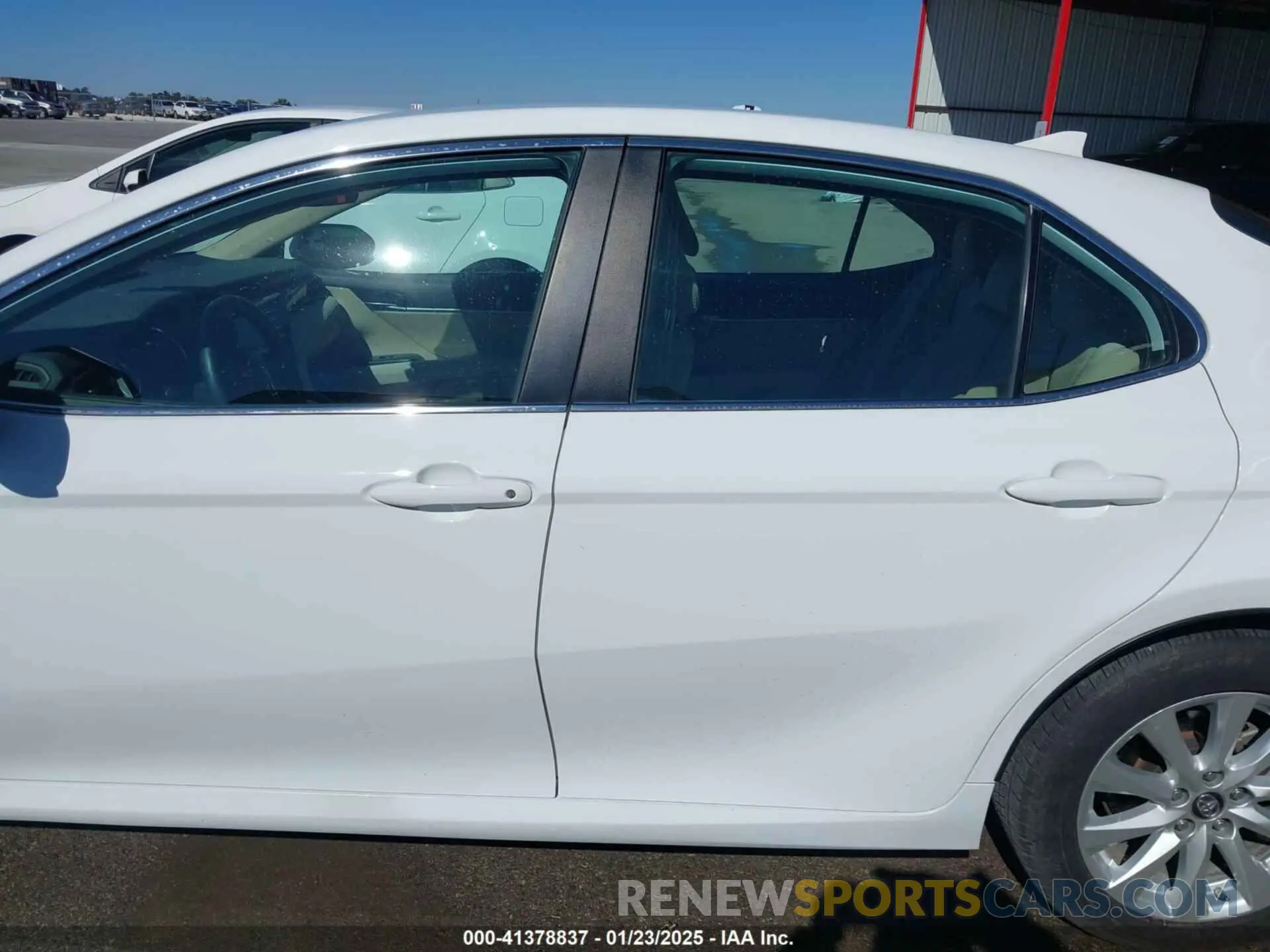 14 Фотография поврежденного автомобиля 4T1B11HK5KU824360 TOYOTA CAMRY 2019