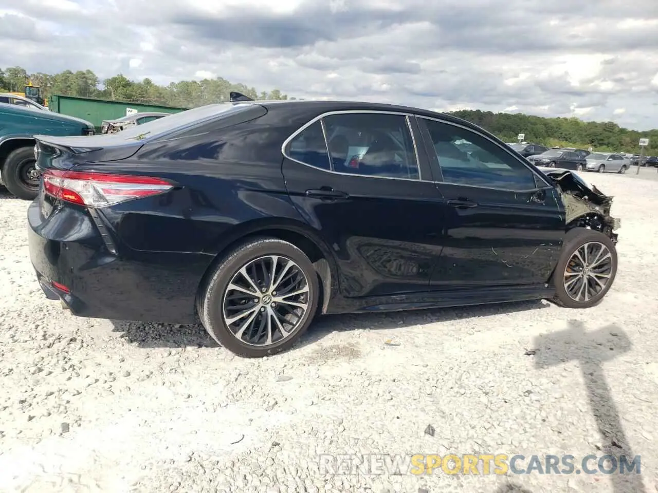 3 Фотография поврежденного автомобиля 4T1B11HK5KU825055 TOYOTA CAMRY 2019