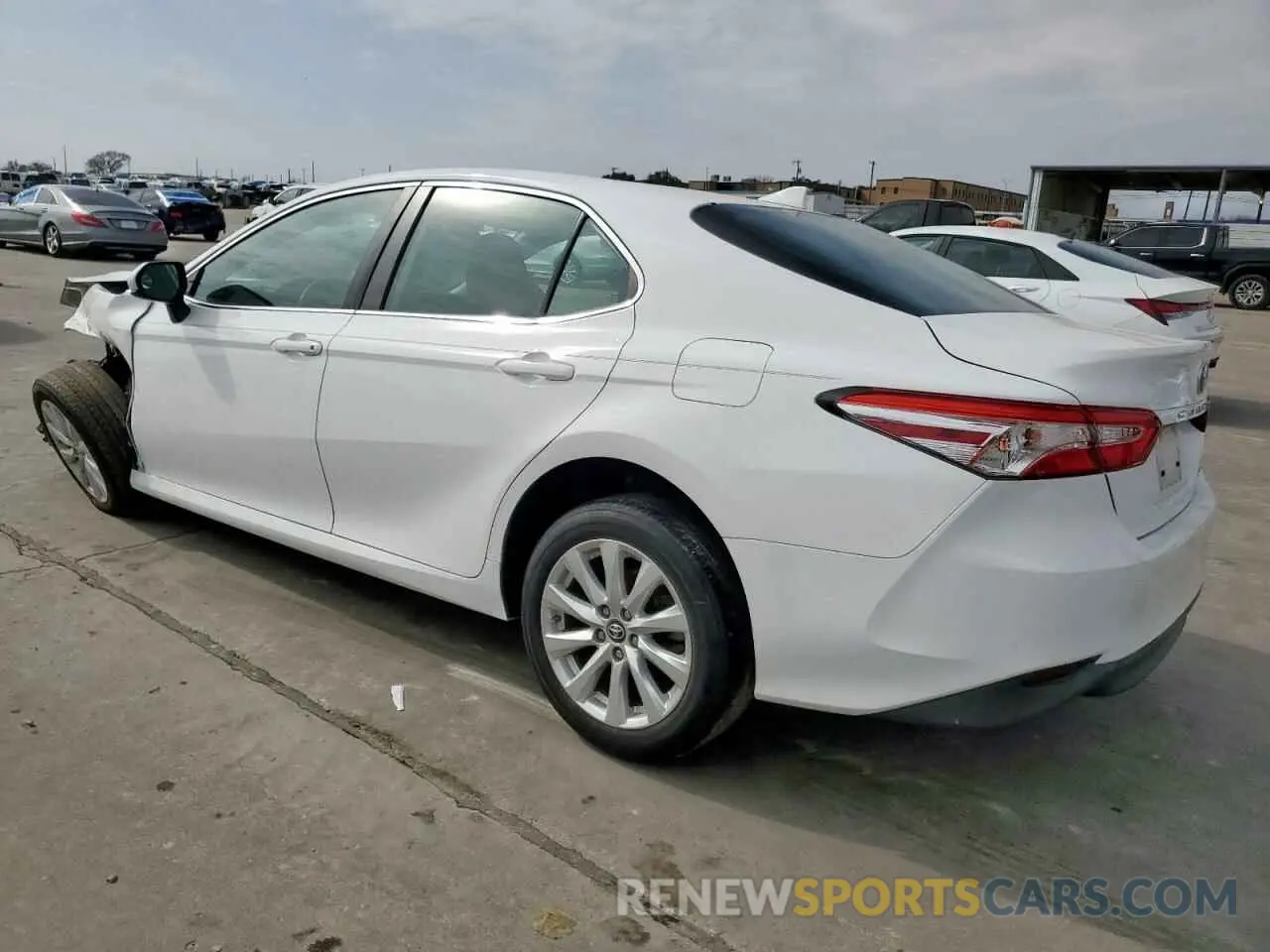 2 Photograph of a damaged car 4T1B11HK5KU825122 TOYOTA CAMRY 2019