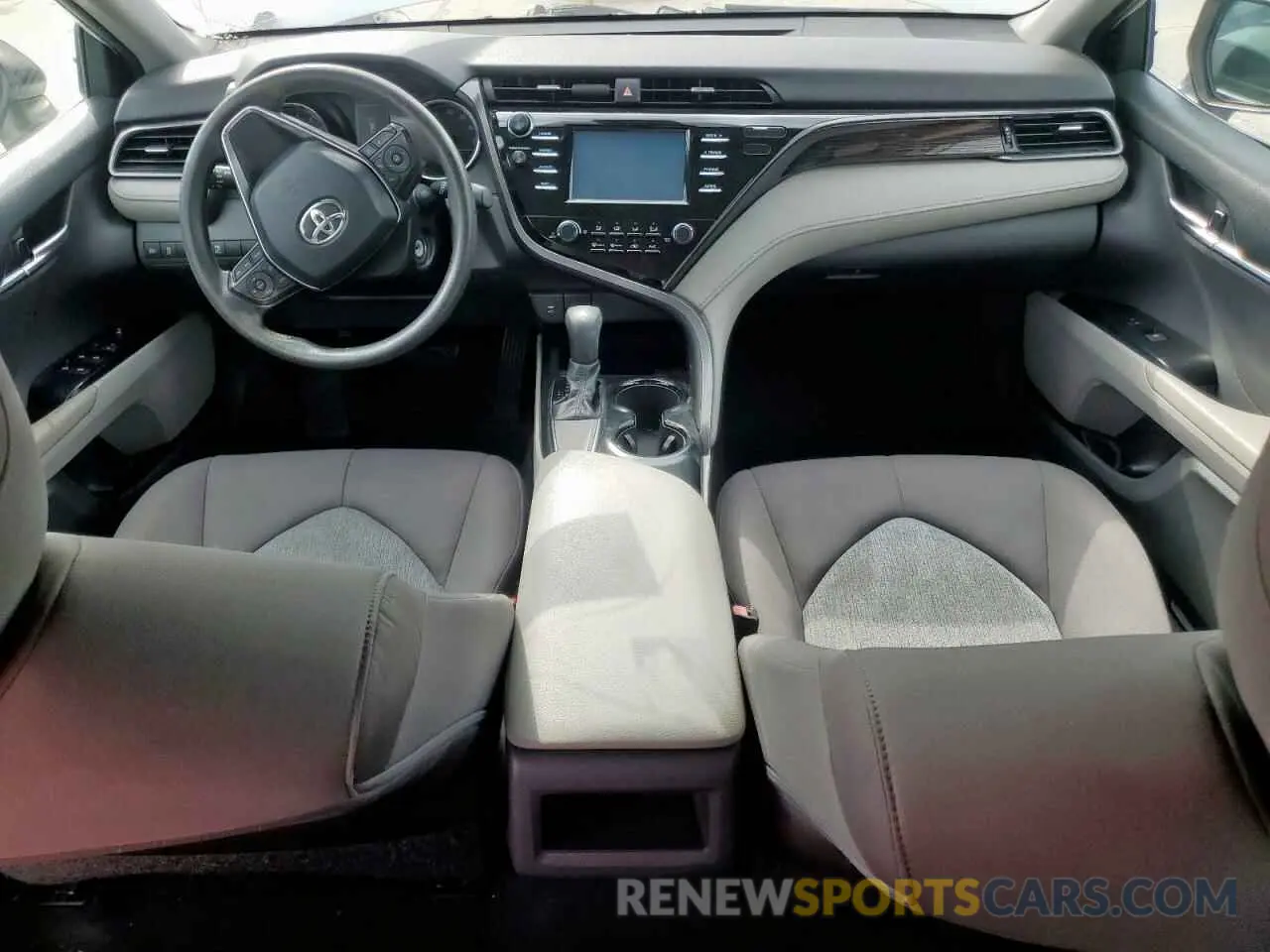 8 Photograph of a damaged car 4T1B11HK5KU825122 TOYOTA CAMRY 2019