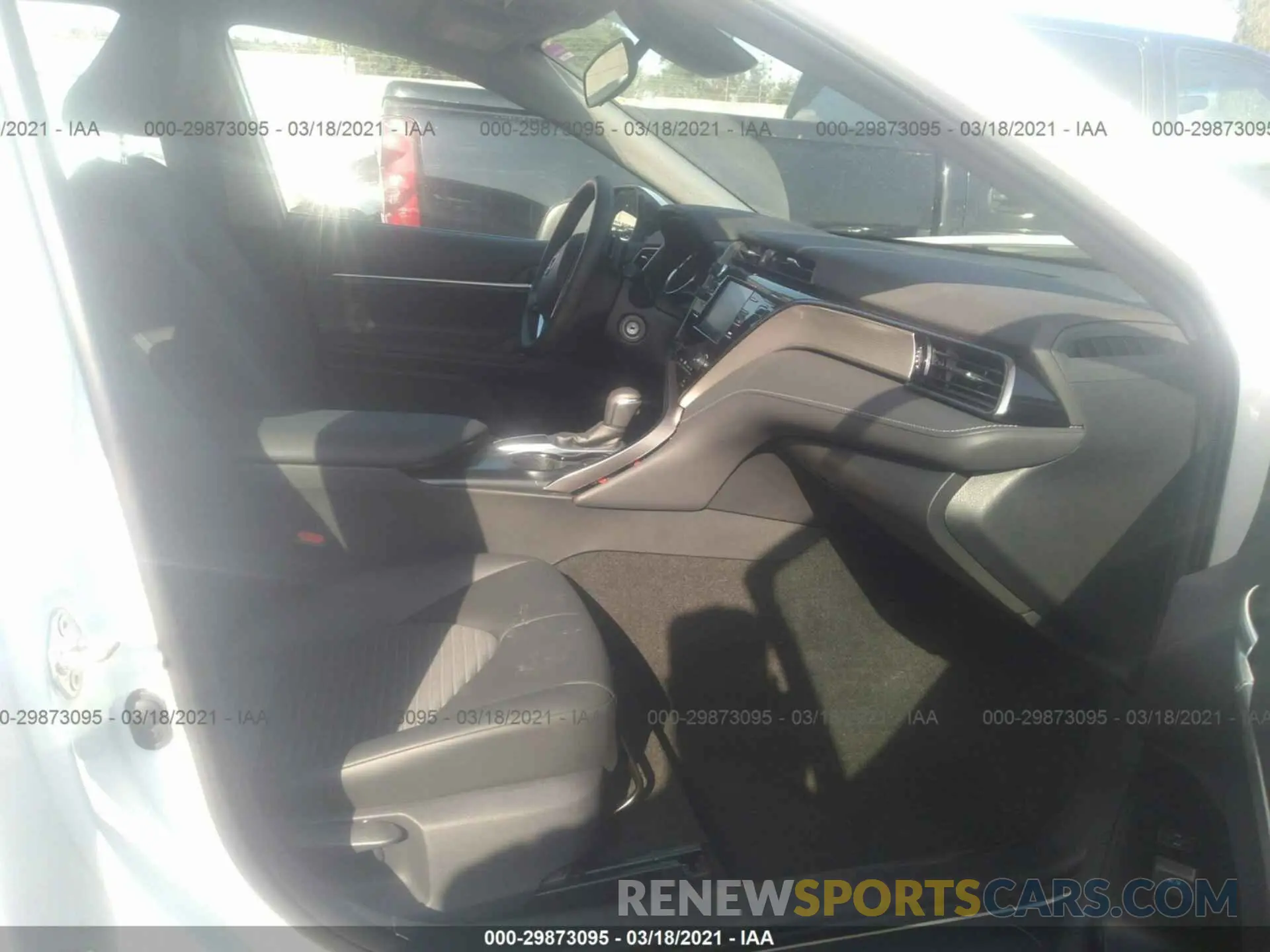 5 Photograph of a damaged car 4T1B11HK5KU829848 TOYOTA CAMRY 2019