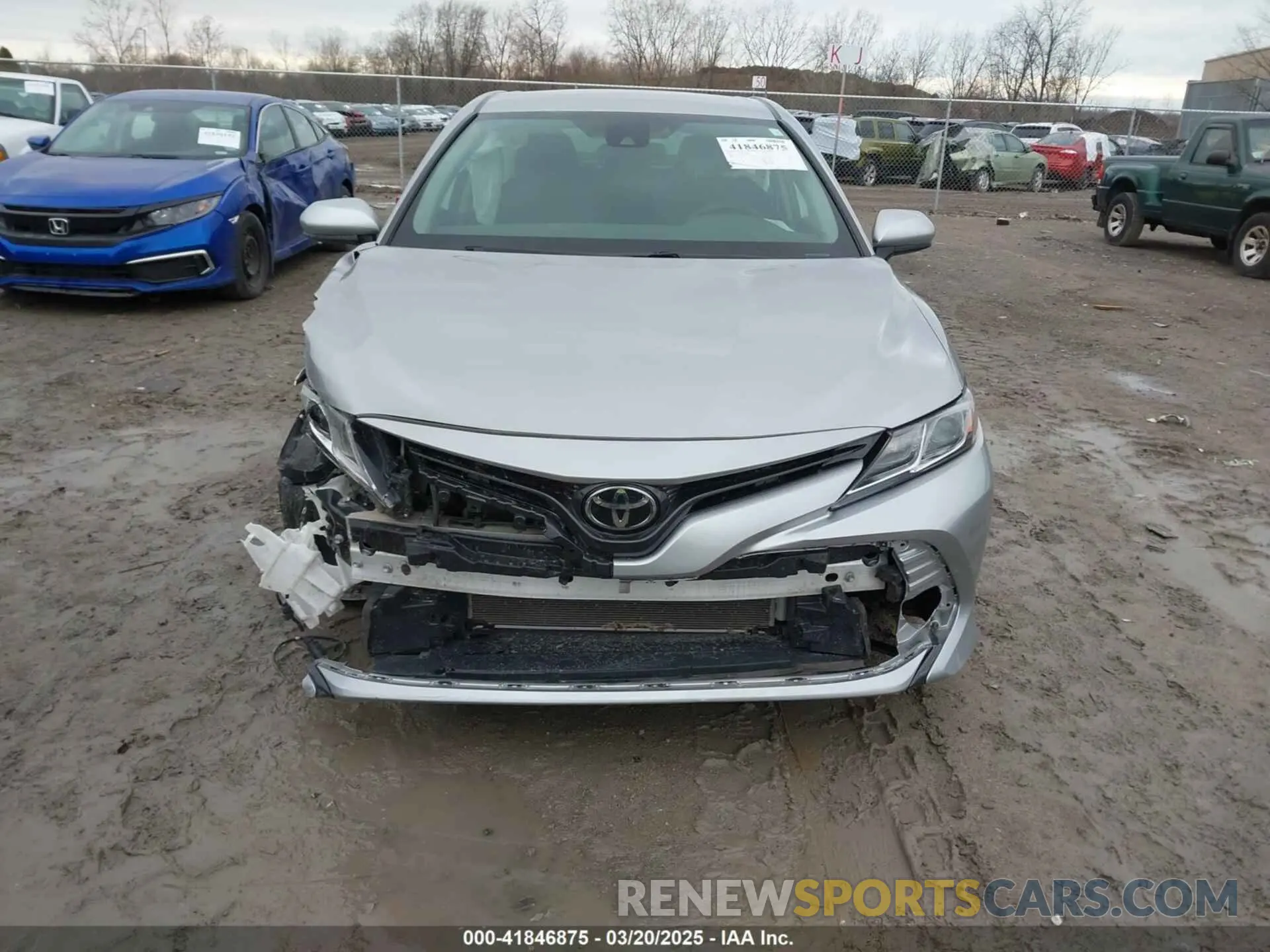 12 Photograph of a damaged car 4T1B11HK5KU833544 TOYOTA CAMRY 2019