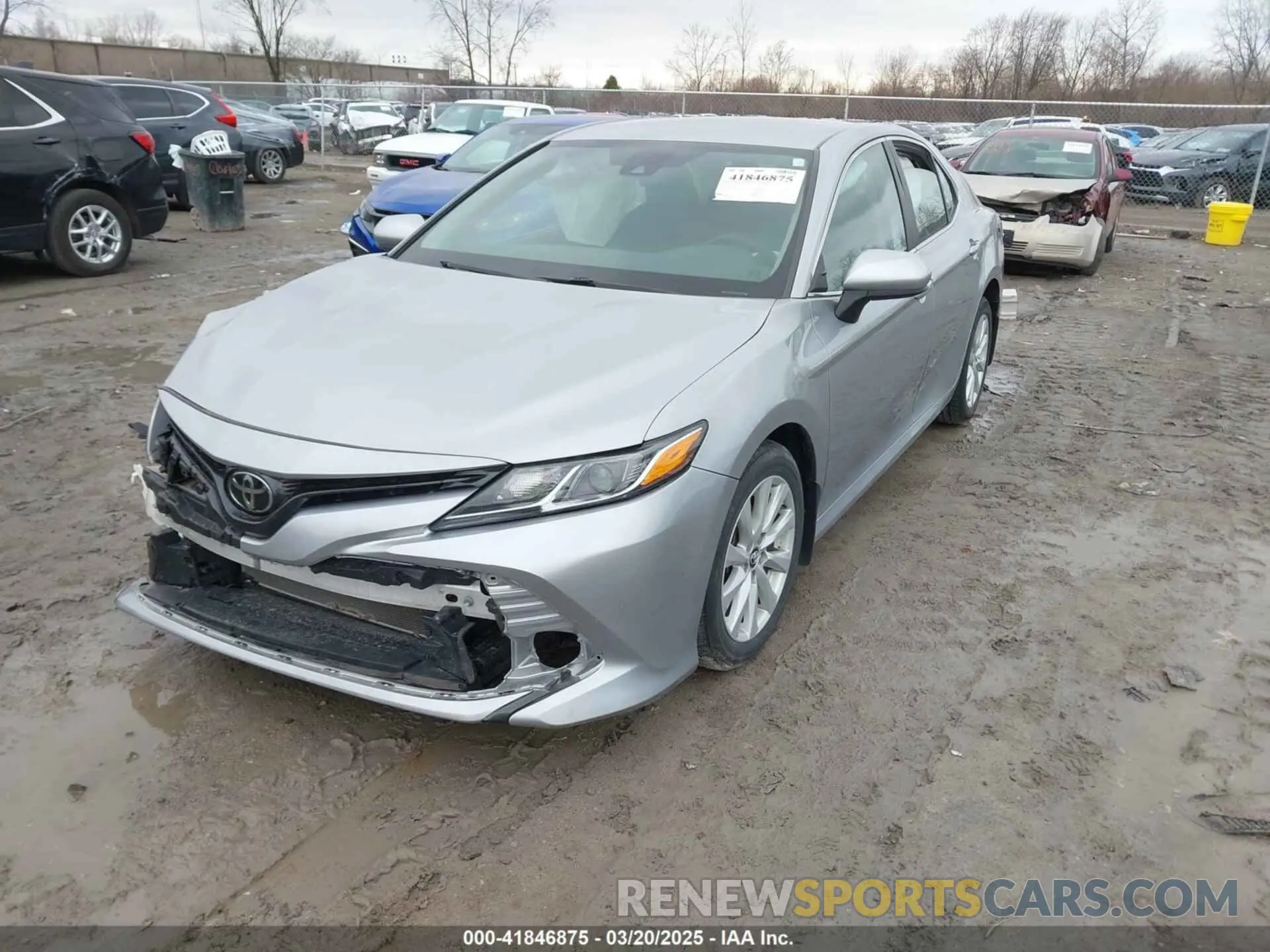 2 Photograph of a damaged car 4T1B11HK5KU833544 TOYOTA CAMRY 2019