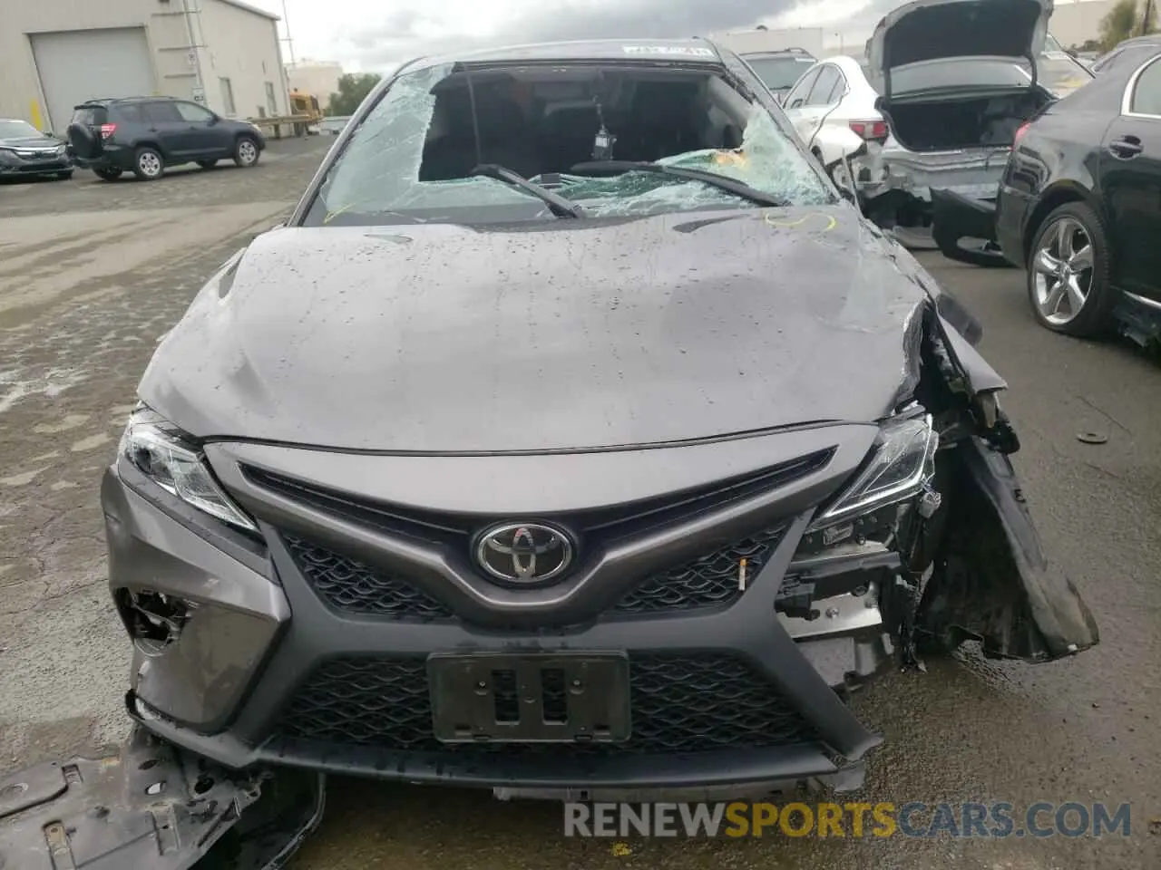 9 Photograph of a damaged car 4T1B11HK5KU837397 TOYOTA CAMRY 2019