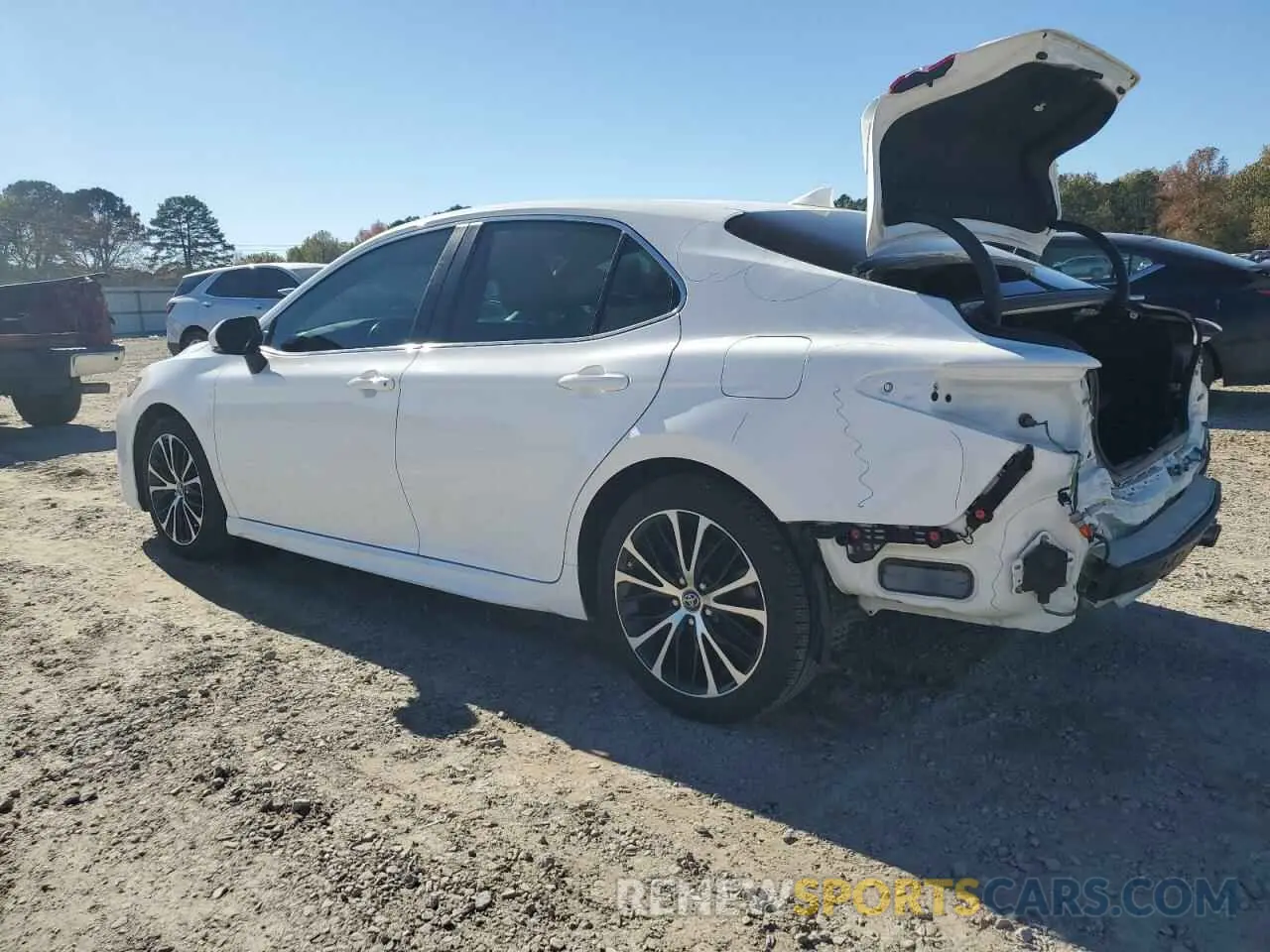 2 Photograph of a damaged car 4T1B11HK5KU841501 TOYOTA CAMRY 2019