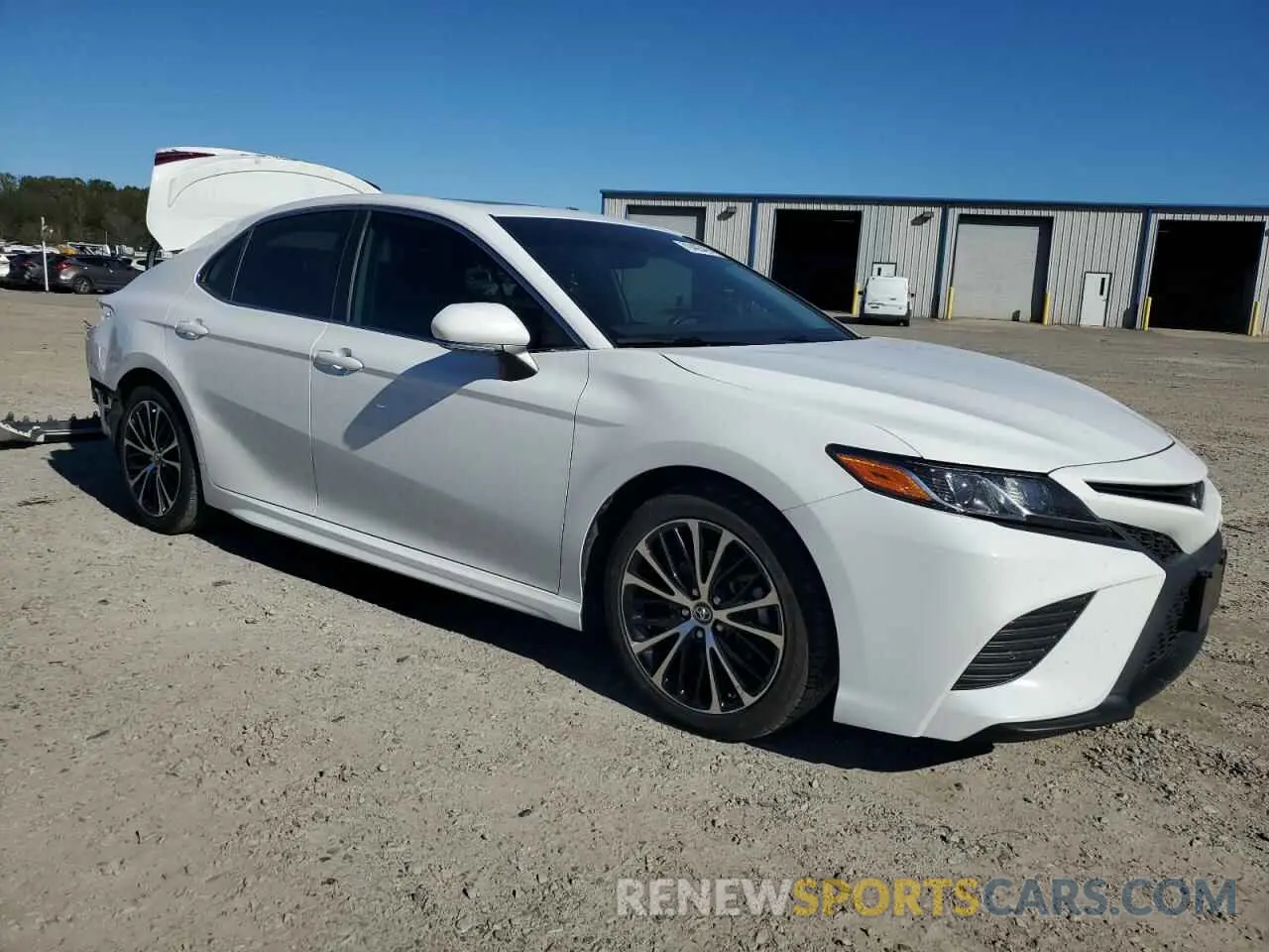 4 Photograph of a damaged car 4T1B11HK5KU841501 TOYOTA CAMRY 2019