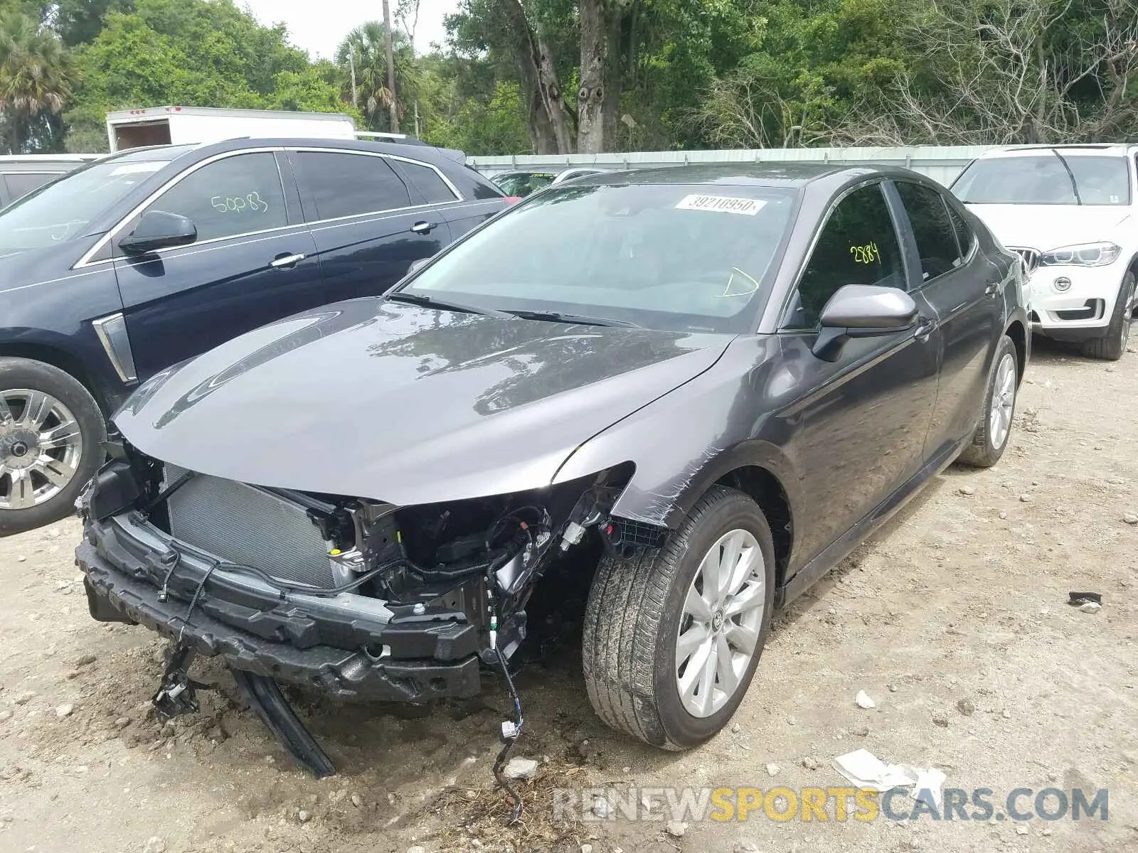 2 Photograph of a damaged car 4T1B11HK5KU845323 TOYOTA CAMRY 2019