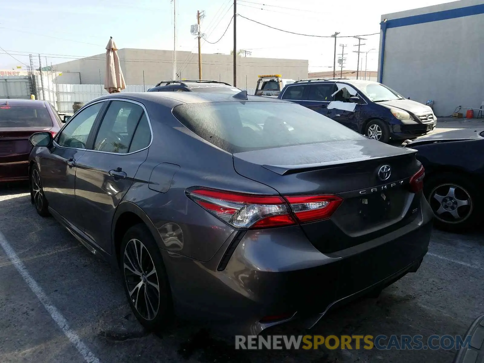 3 Photograph of a damaged car 4T1B11HK5KU846830 TOYOTA CAMRY 2019