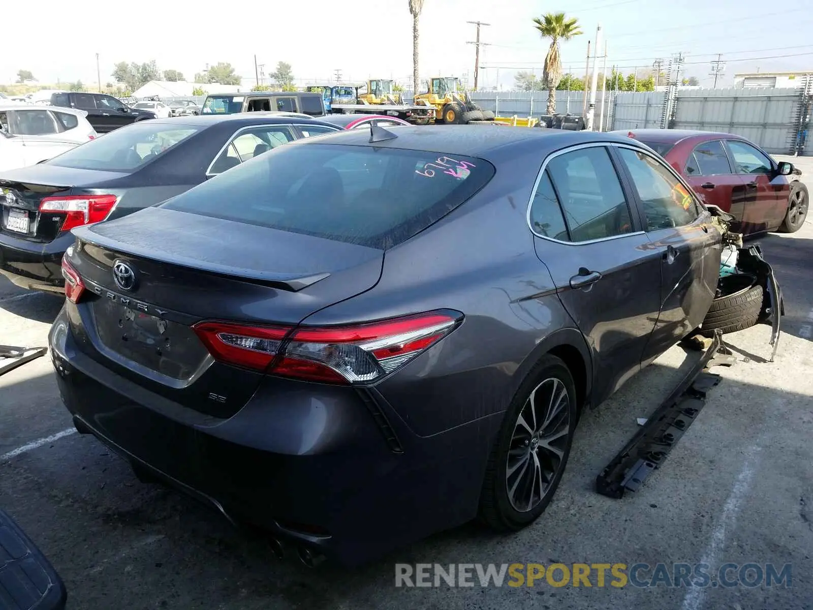 4 Photograph of a damaged car 4T1B11HK5KU846830 TOYOTA CAMRY 2019