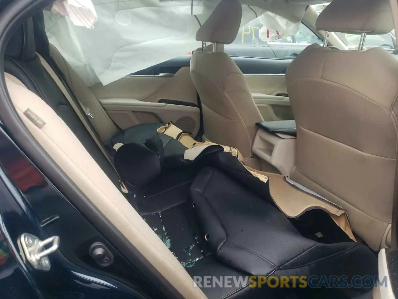 6 Фотография поврежденного автомобиля 4T1B11HK5KU852451 TOYOTA CAMRY 2019