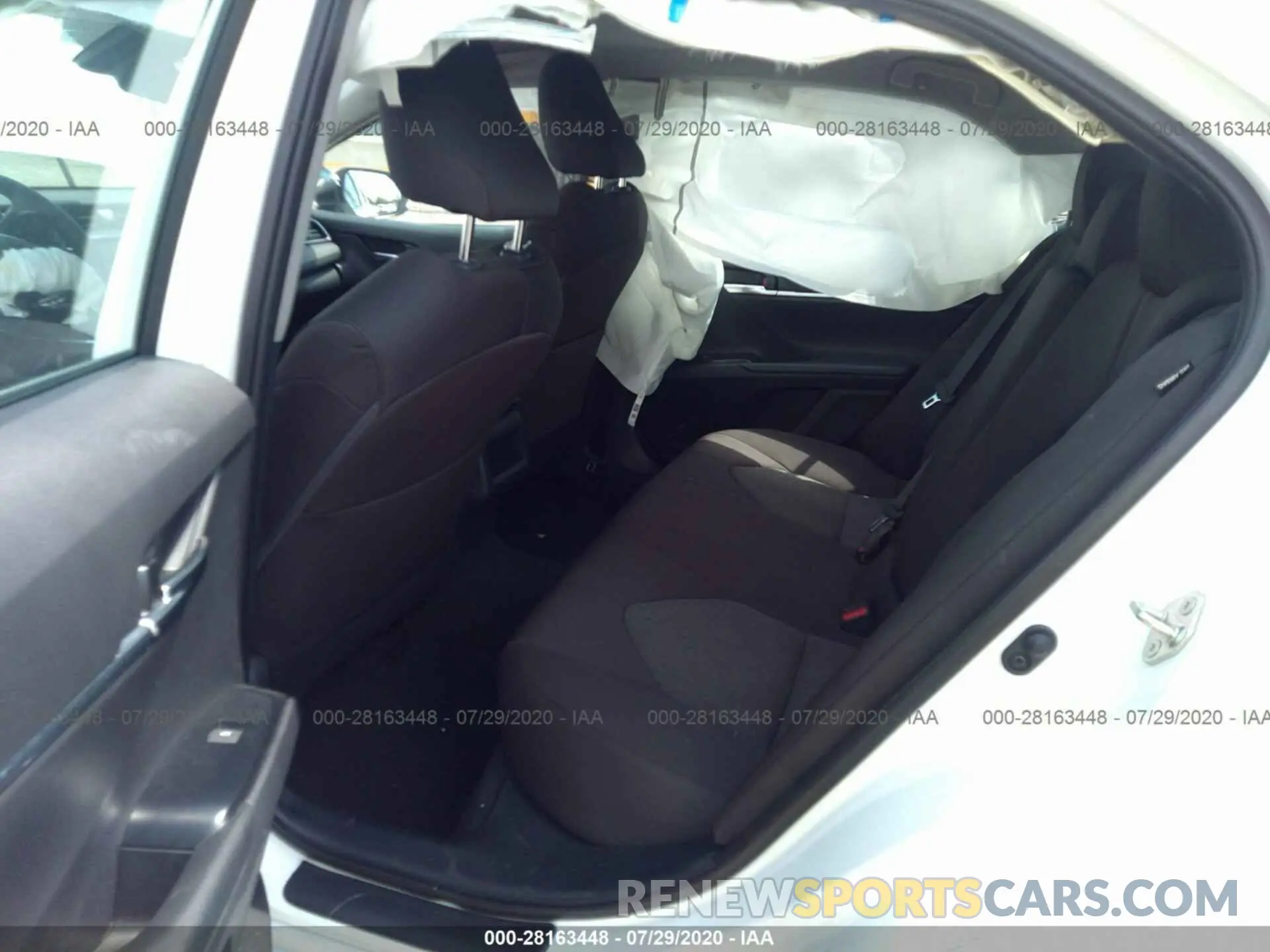8 Photograph of a damaged car 4T1B11HK5KU856063 TOYOTA CAMRY 2019